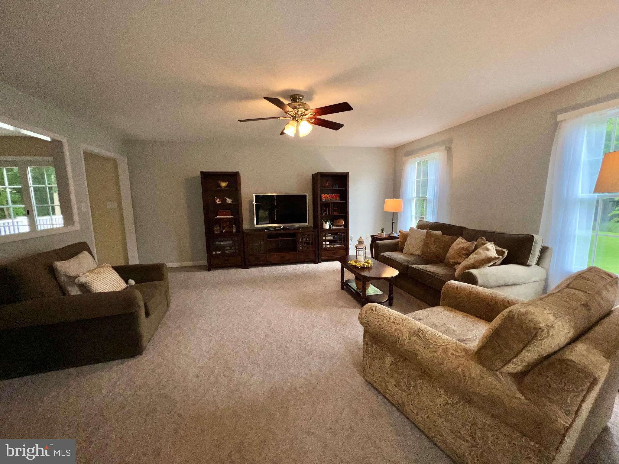 WILLOWBROOK - Residential