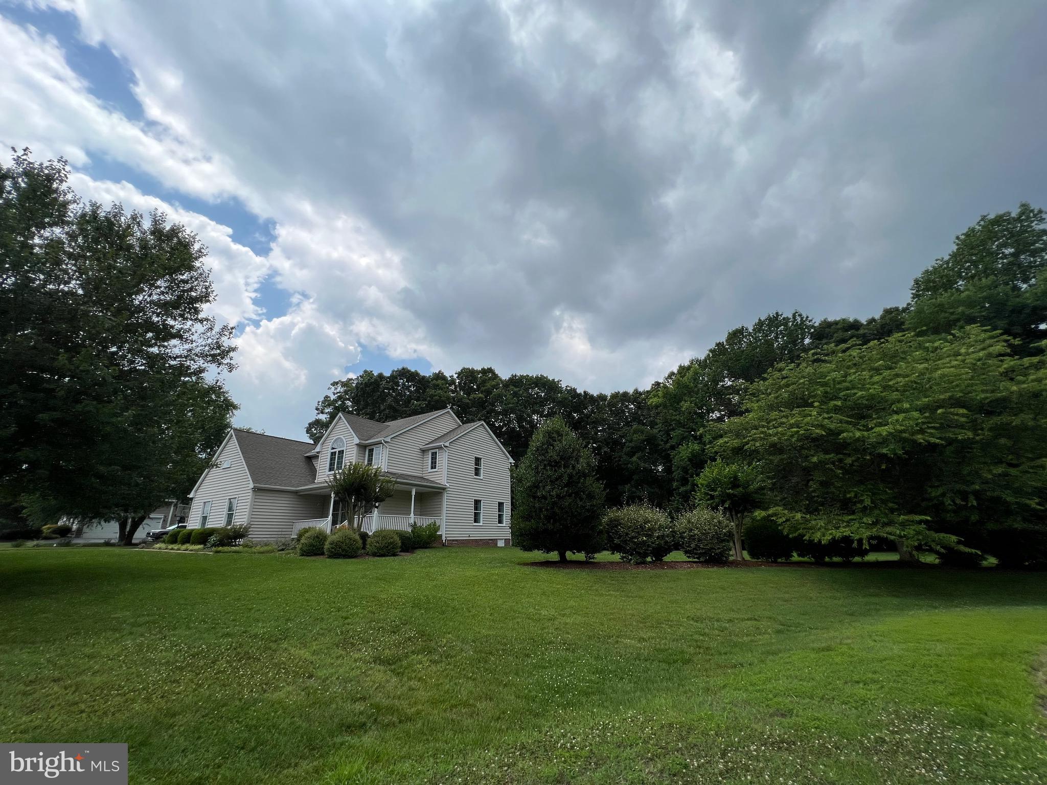 WILLOWBROOK - Residential