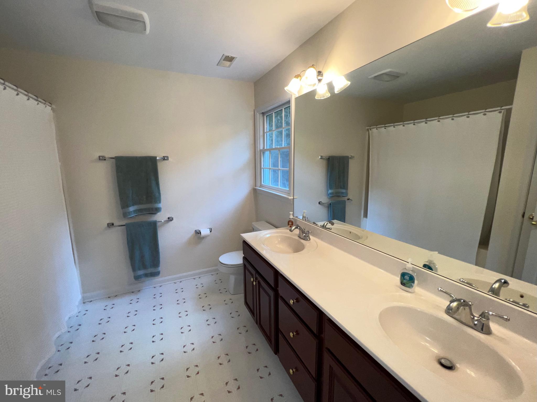 WILLOWBROOK - Residential