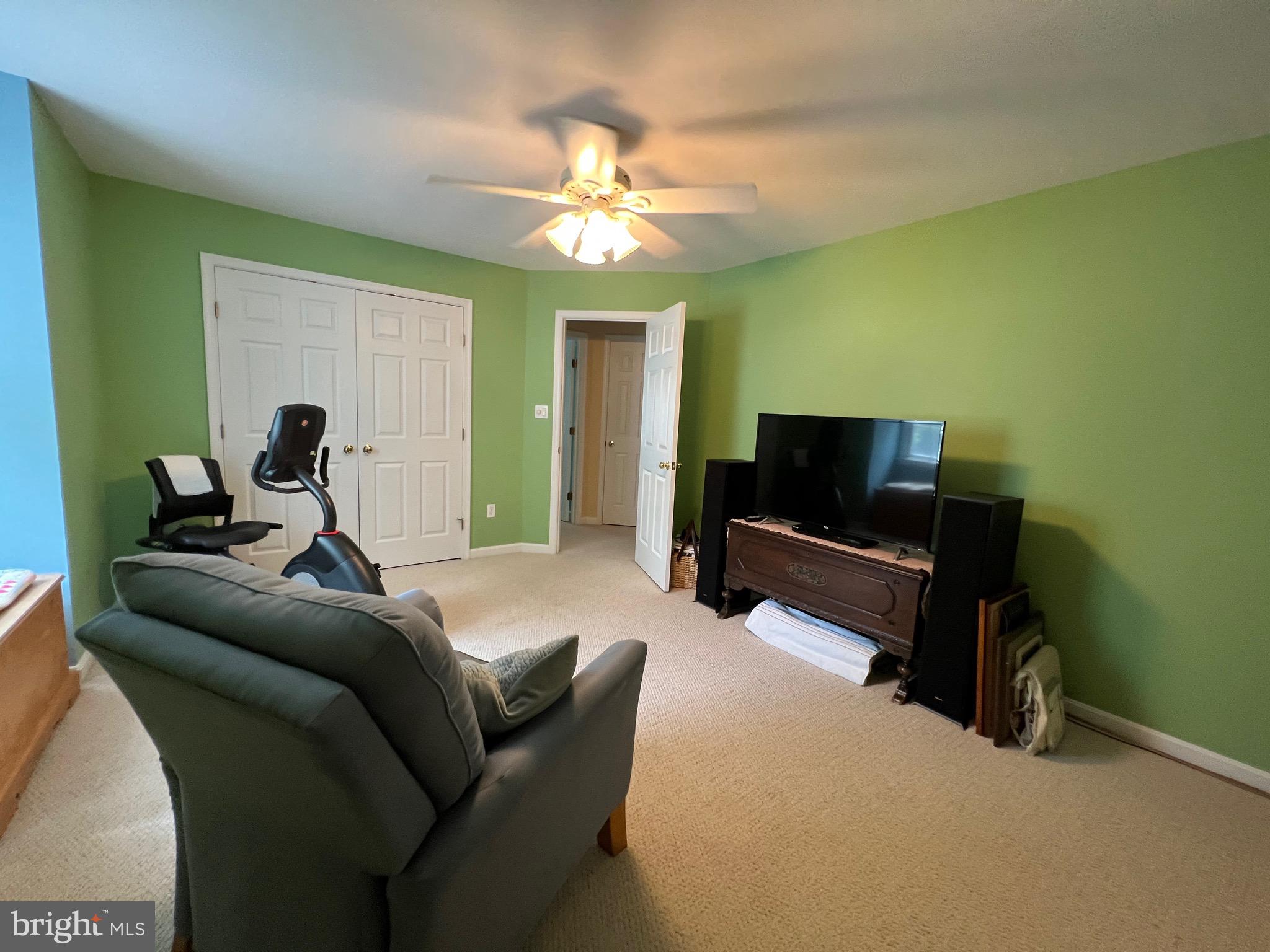 WILLOWBROOK - Residential