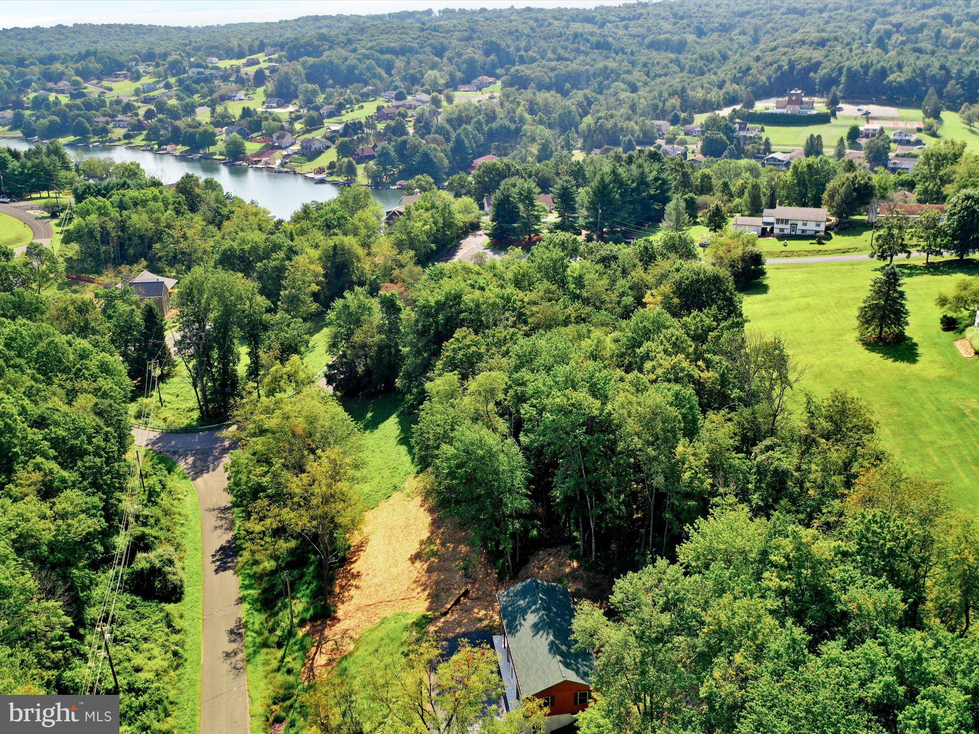 LAKE WYNONAH - Residential