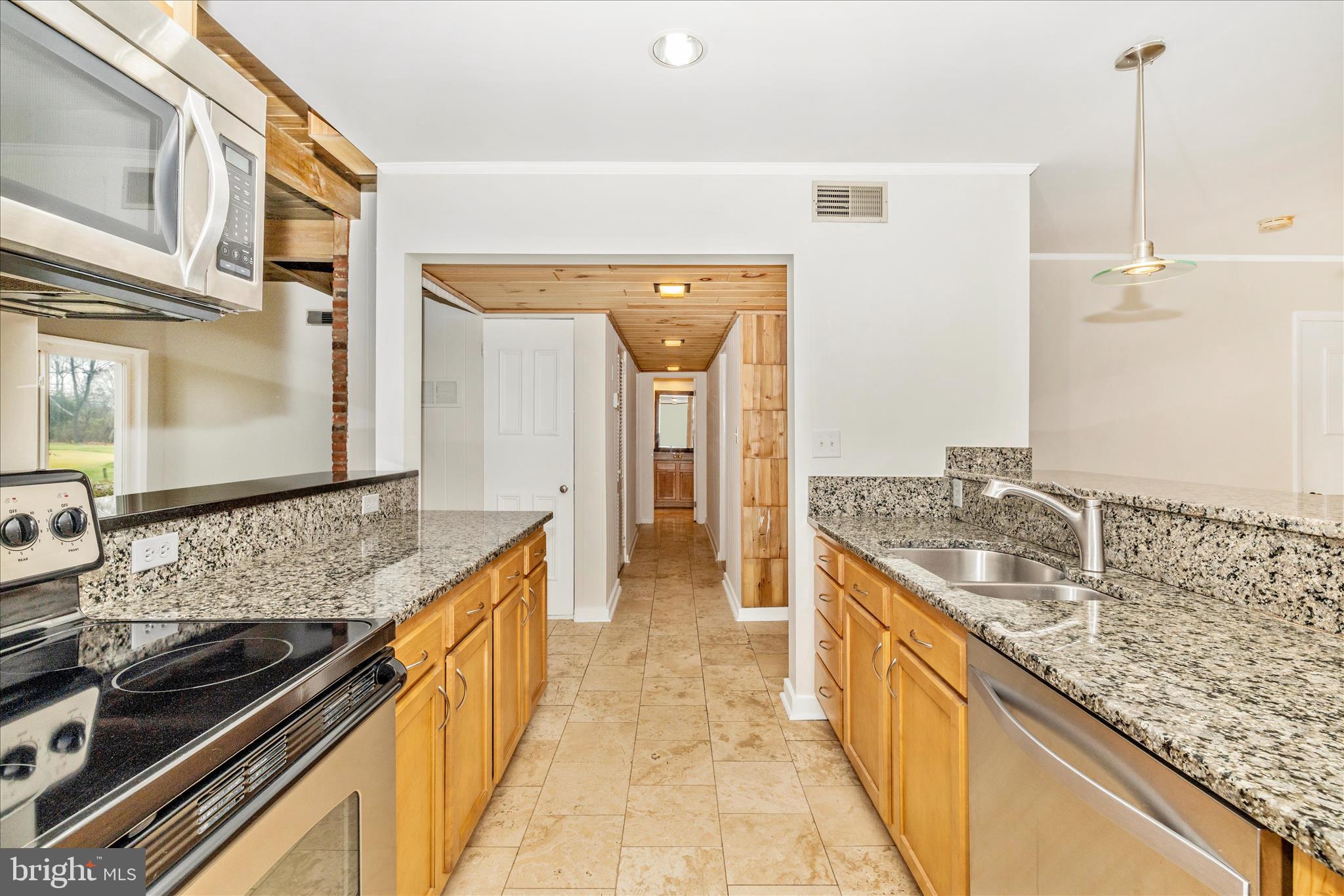 FOUNTAIN HEAD - Residential