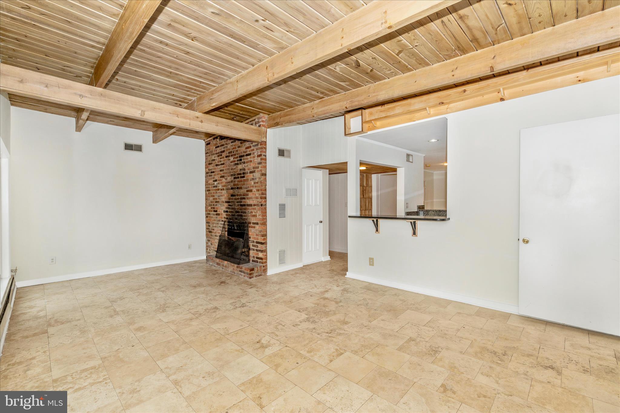 FOUNTAIN HEAD - Residential