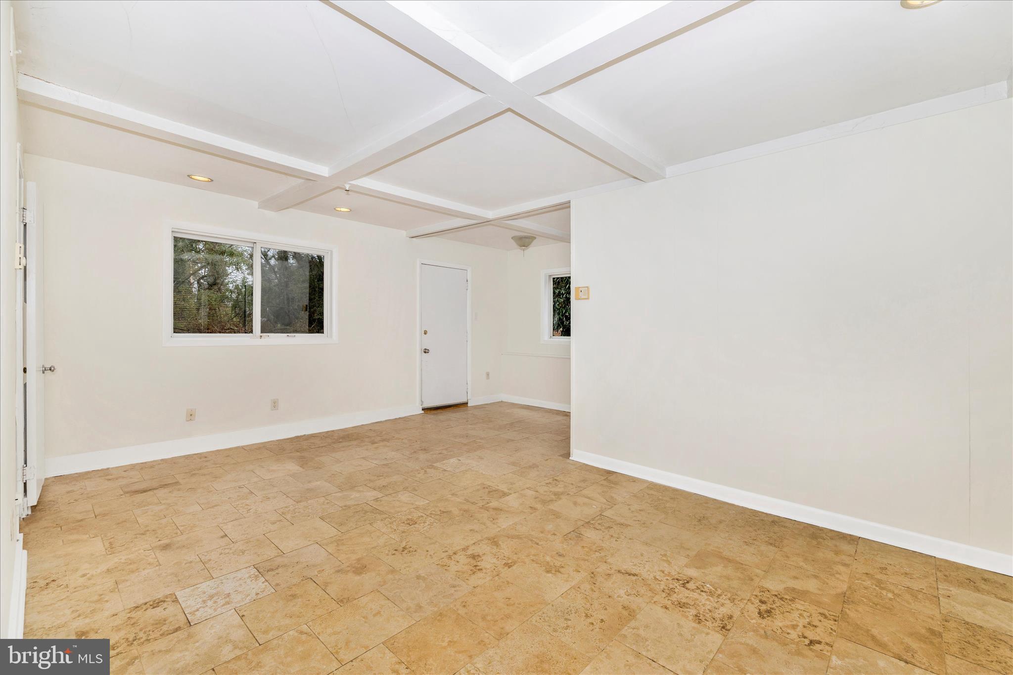 FOUNTAIN HEAD - Residential