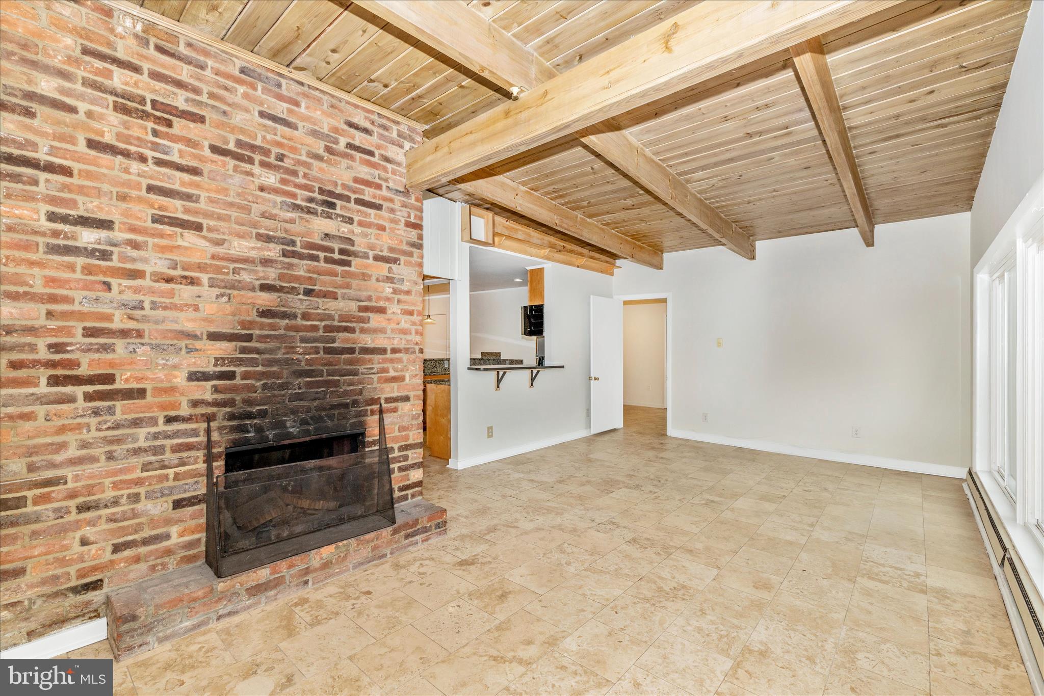 FOUNTAIN HEAD - Residential