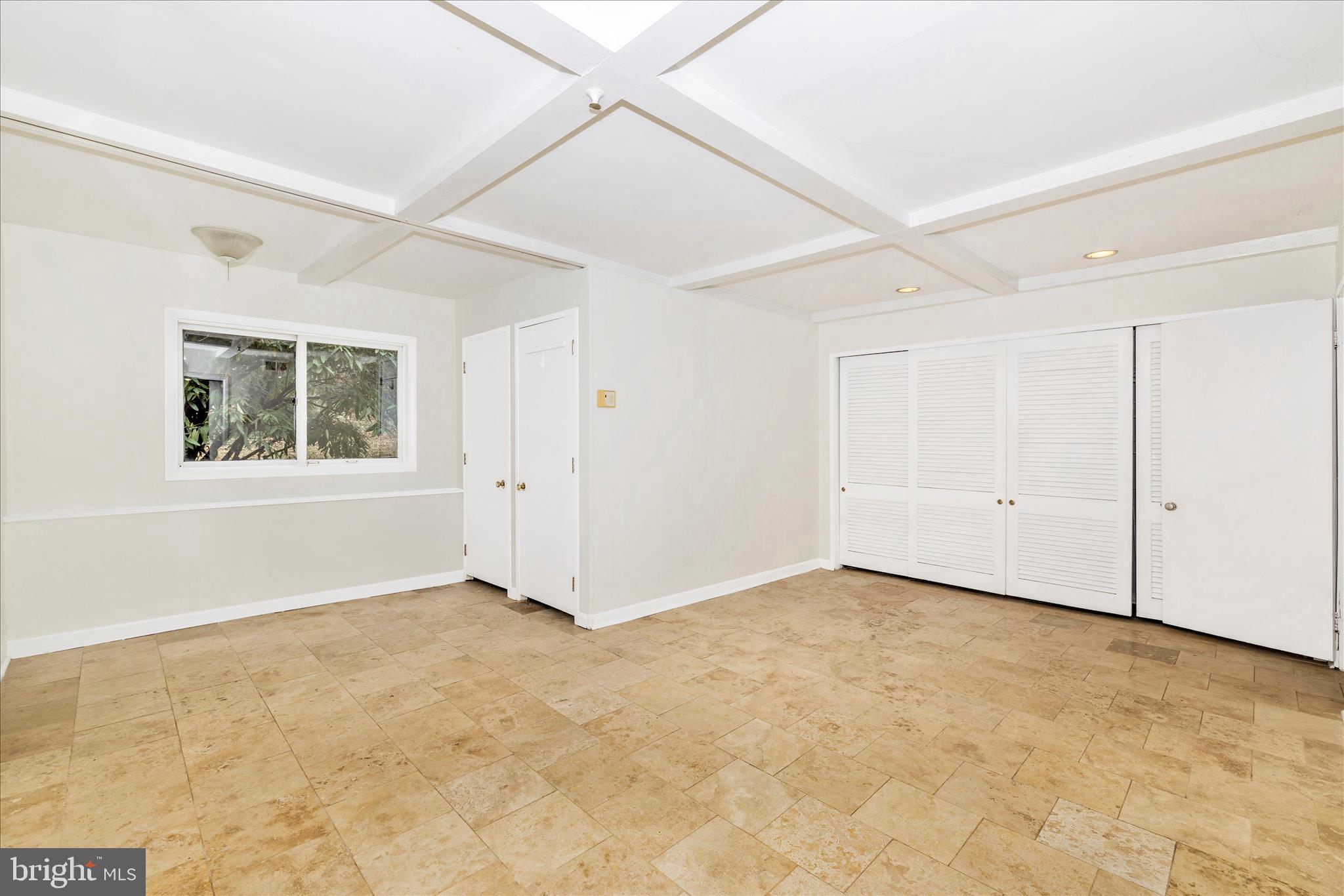 FOUNTAIN HEAD - Residential