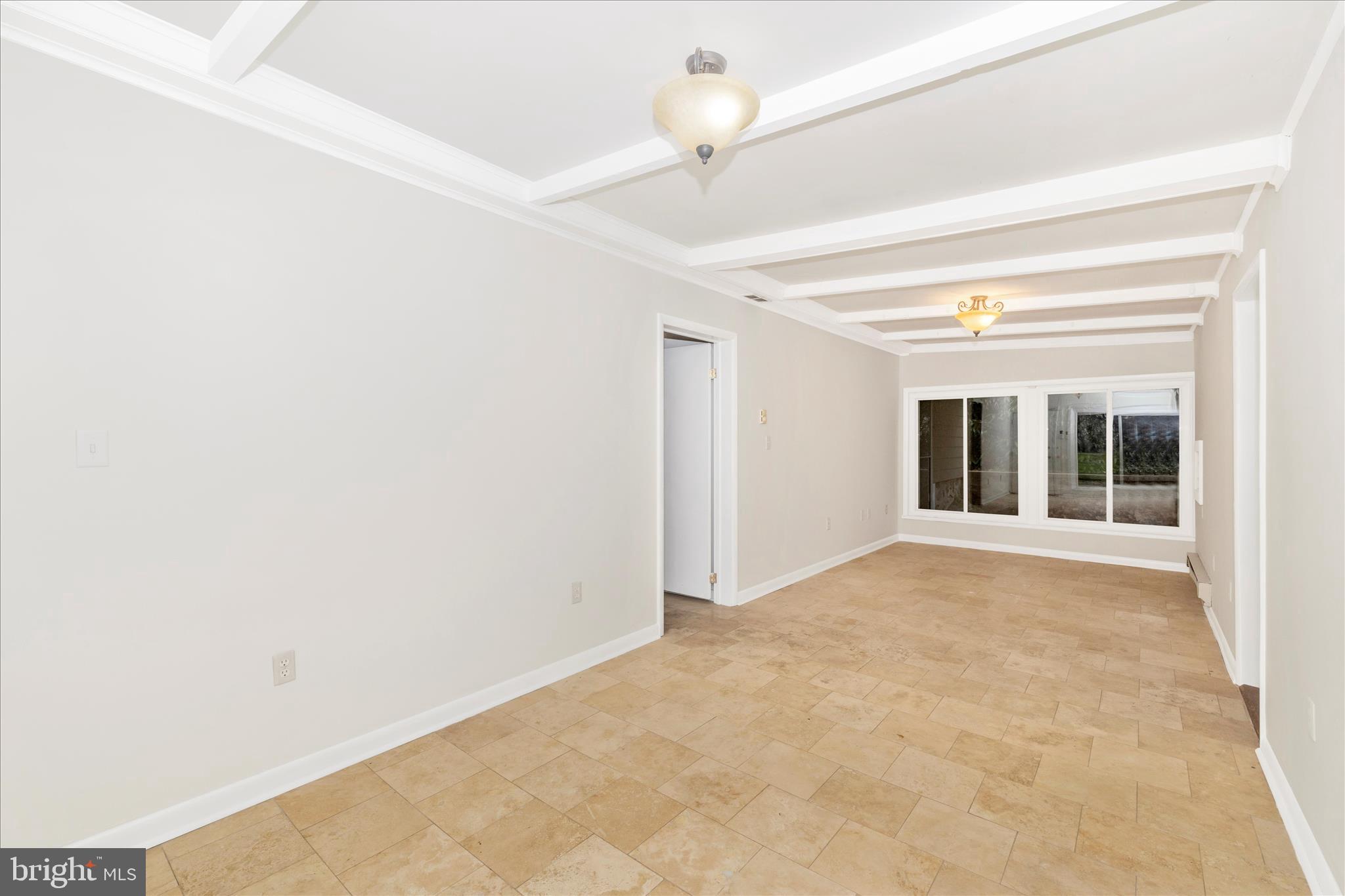 FOUNTAIN HEAD - Residential