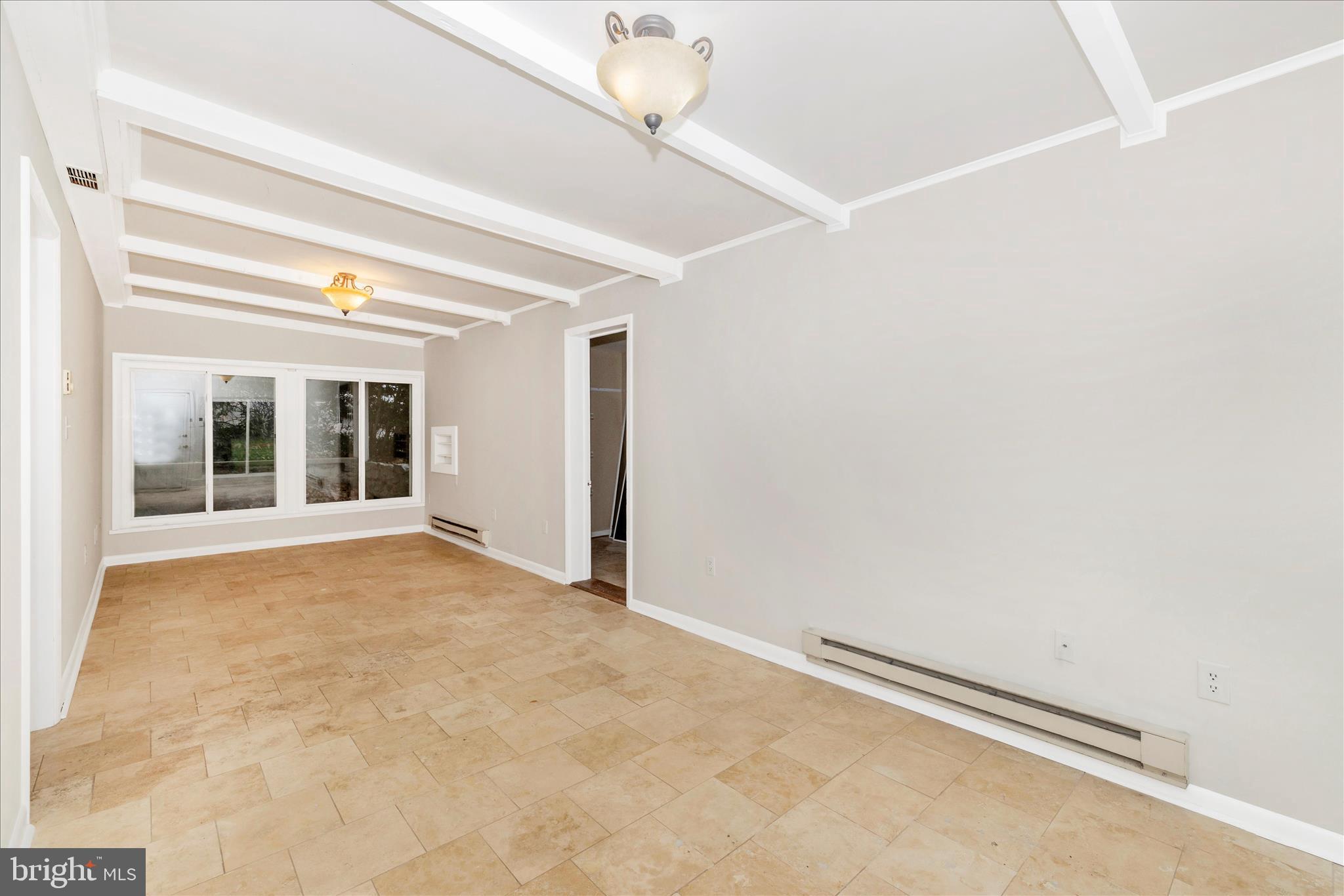 FOUNTAIN HEAD - Residential