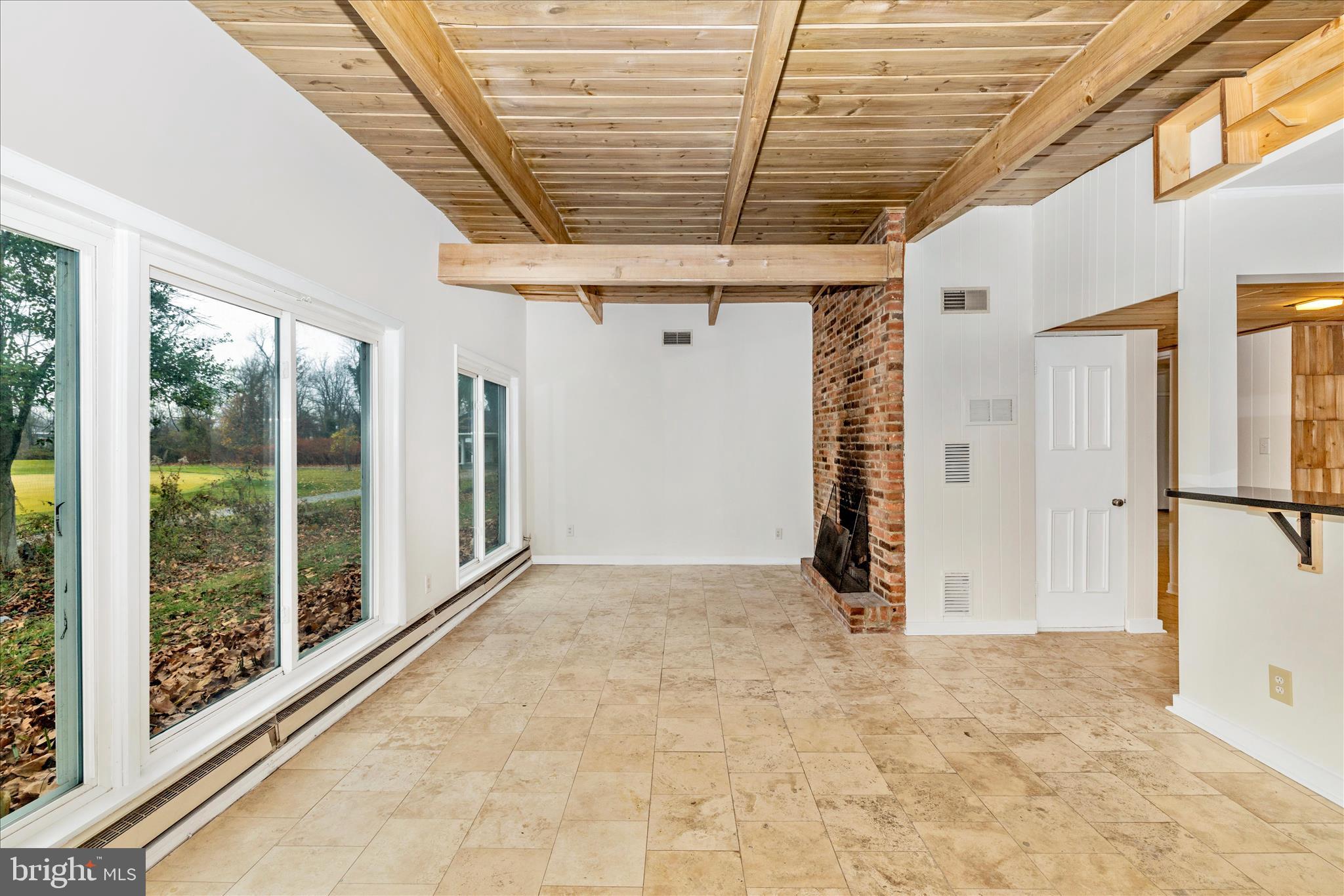 FOUNTAIN HEAD - Residential