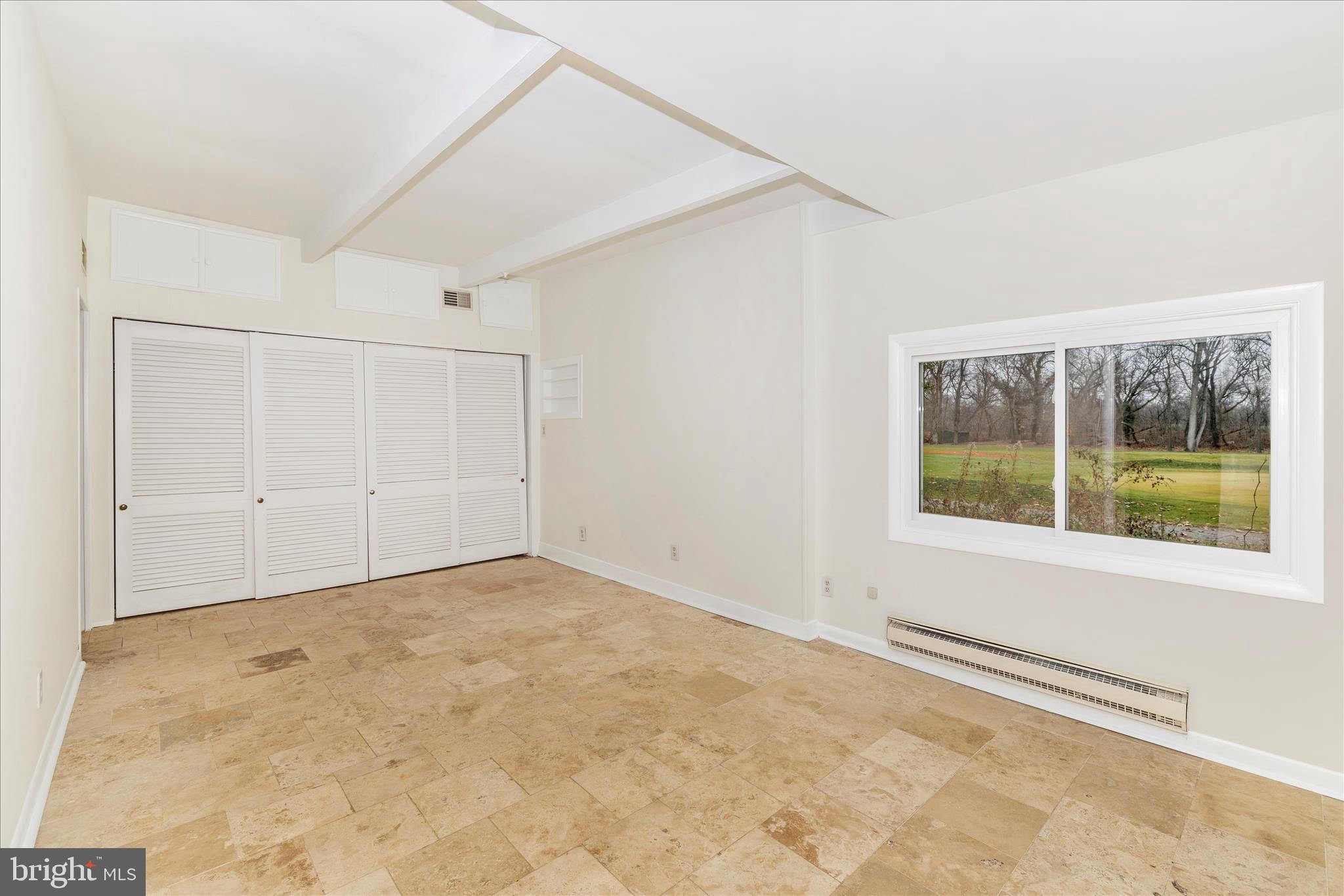 FOUNTAIN HEAD - Residential