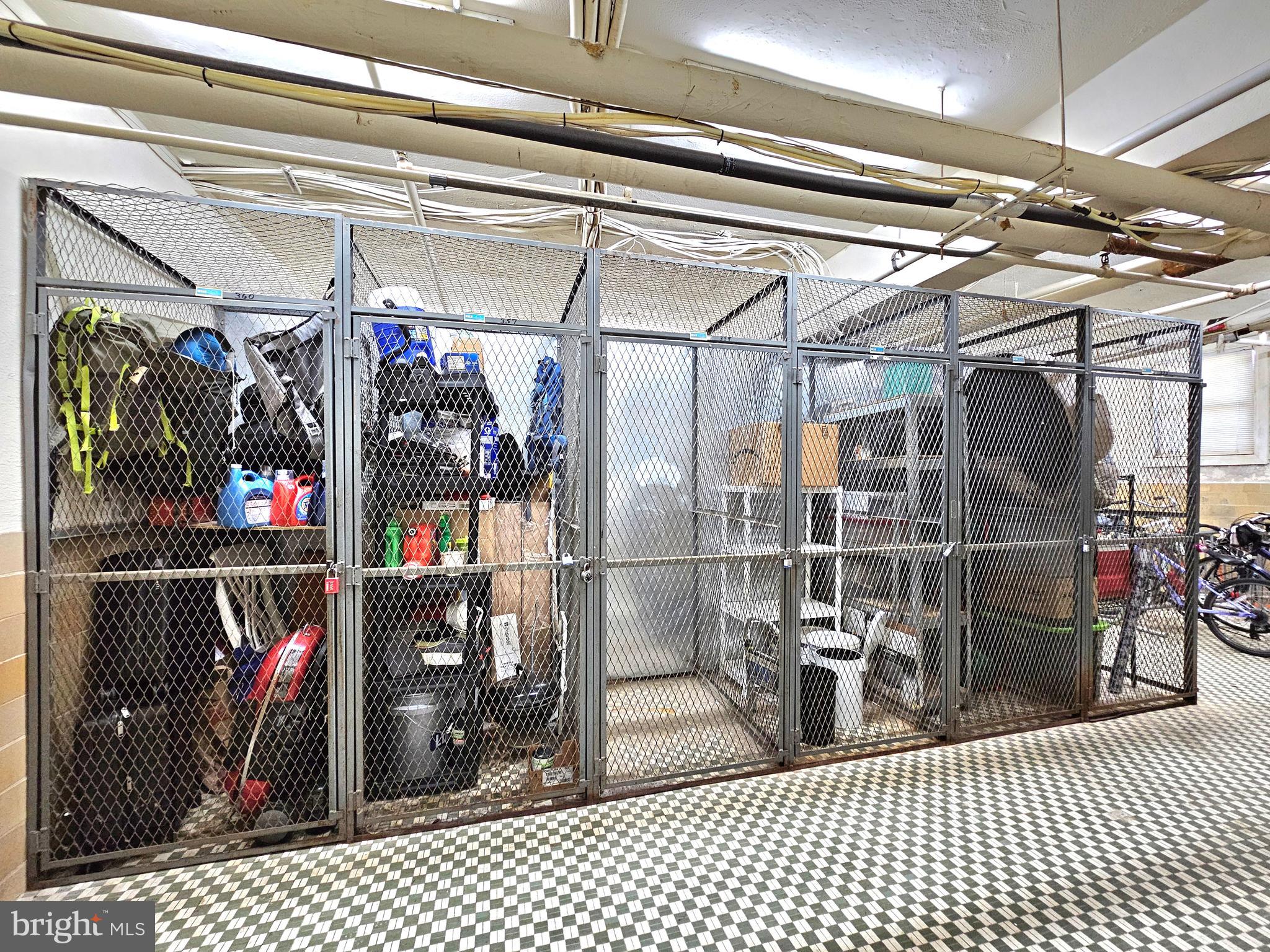 COLONIAL VILLAGE - Residential Lease