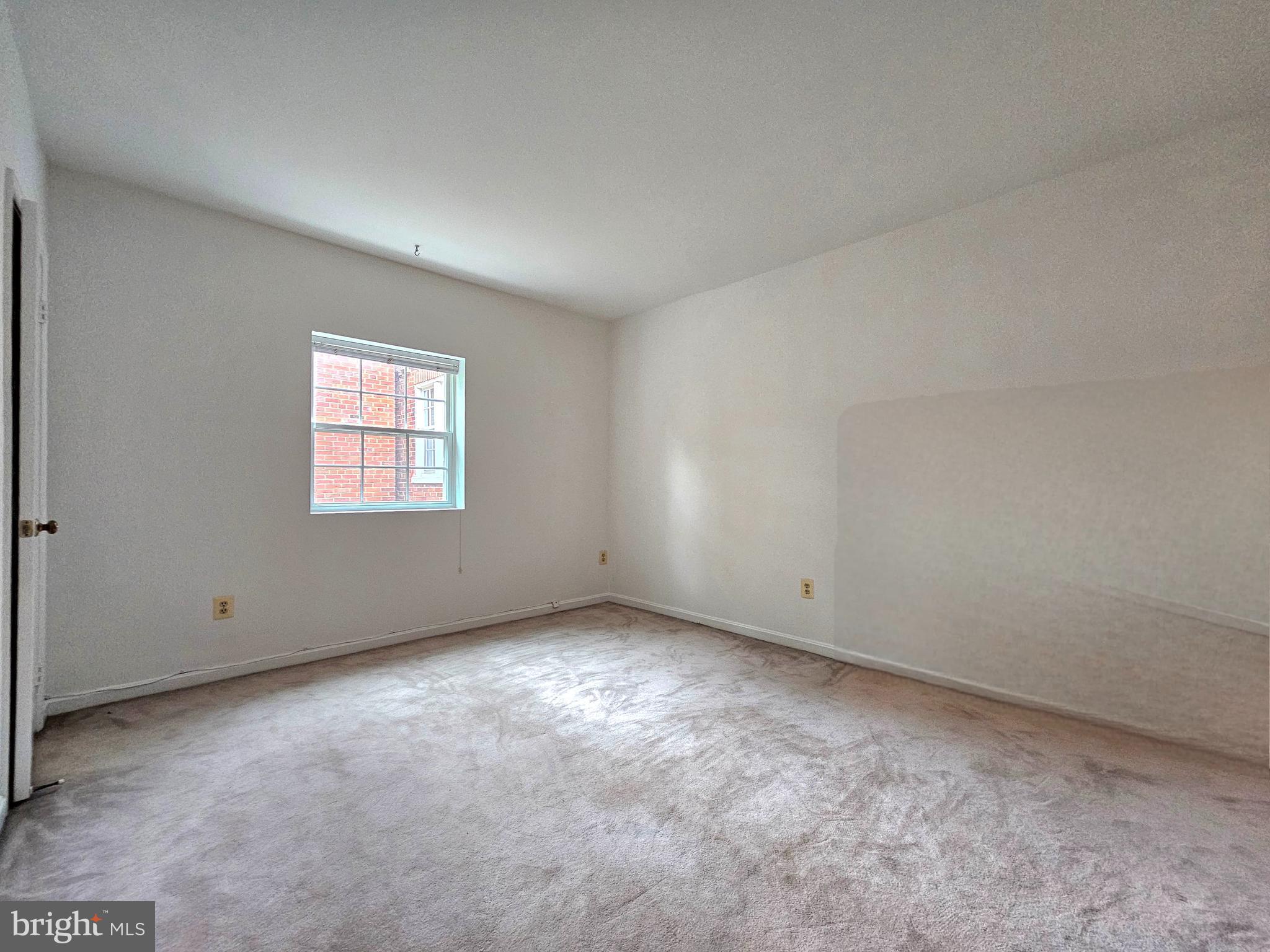 COLONIAL VILLAGE - Residential Lease