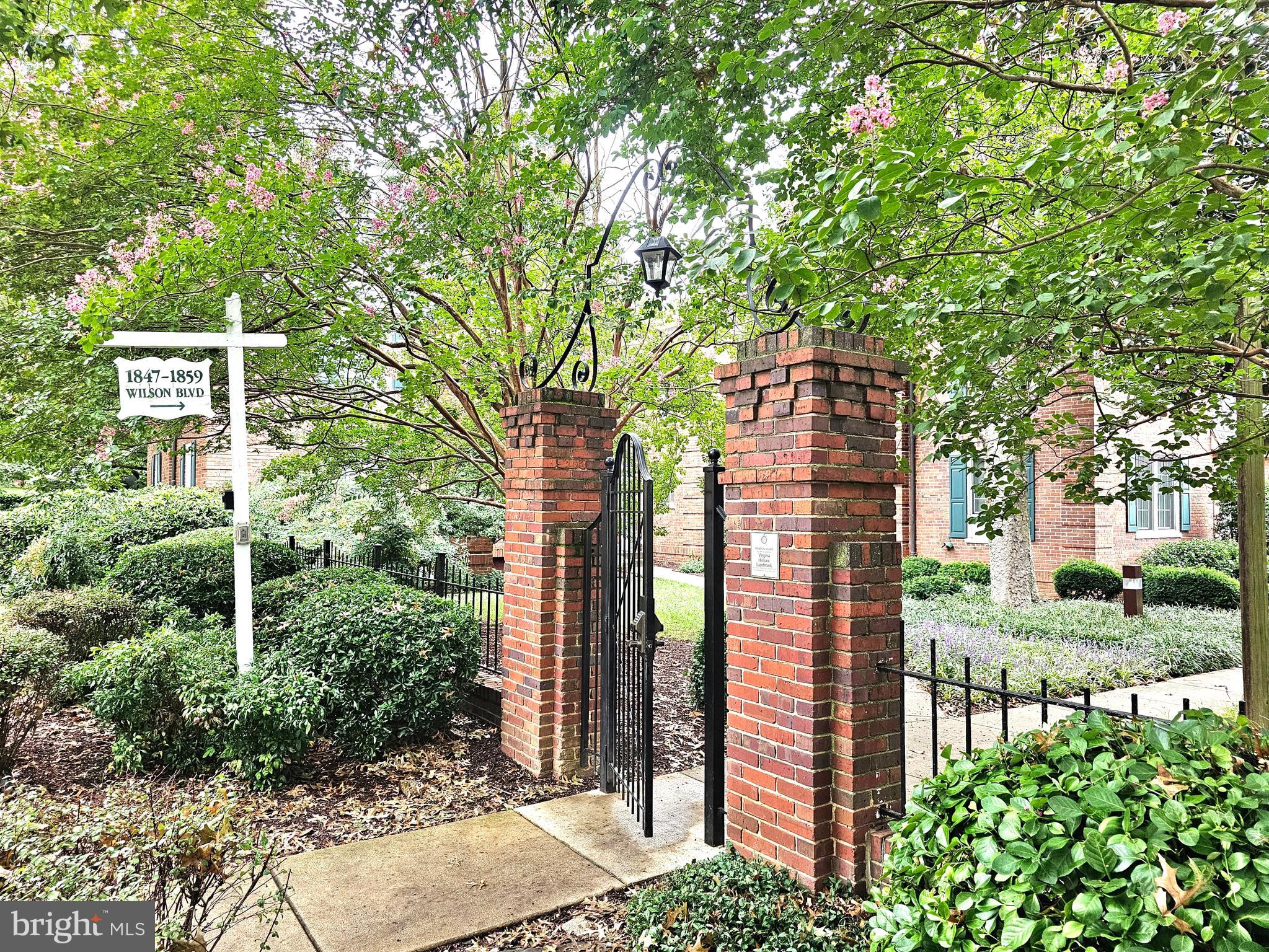 COLONIAL VILLAGE - Residential Lease