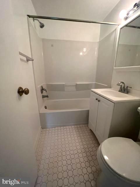 WINTER HILL - Residential Lease