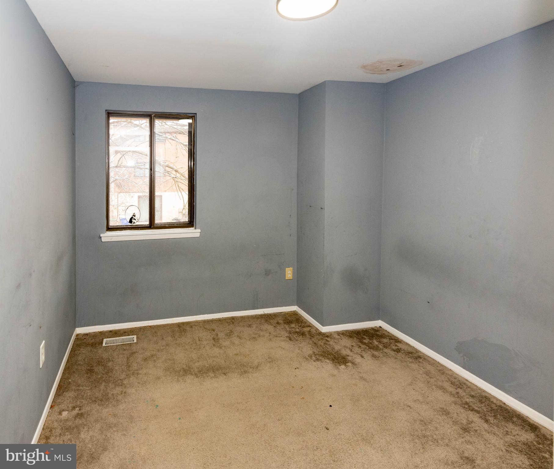 VILLAGE OF OWEN BROWN - Residential