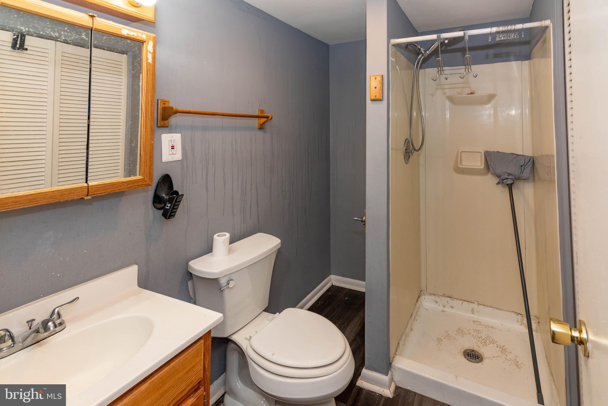 VILLAGE OF OWEN BROWN - Residential