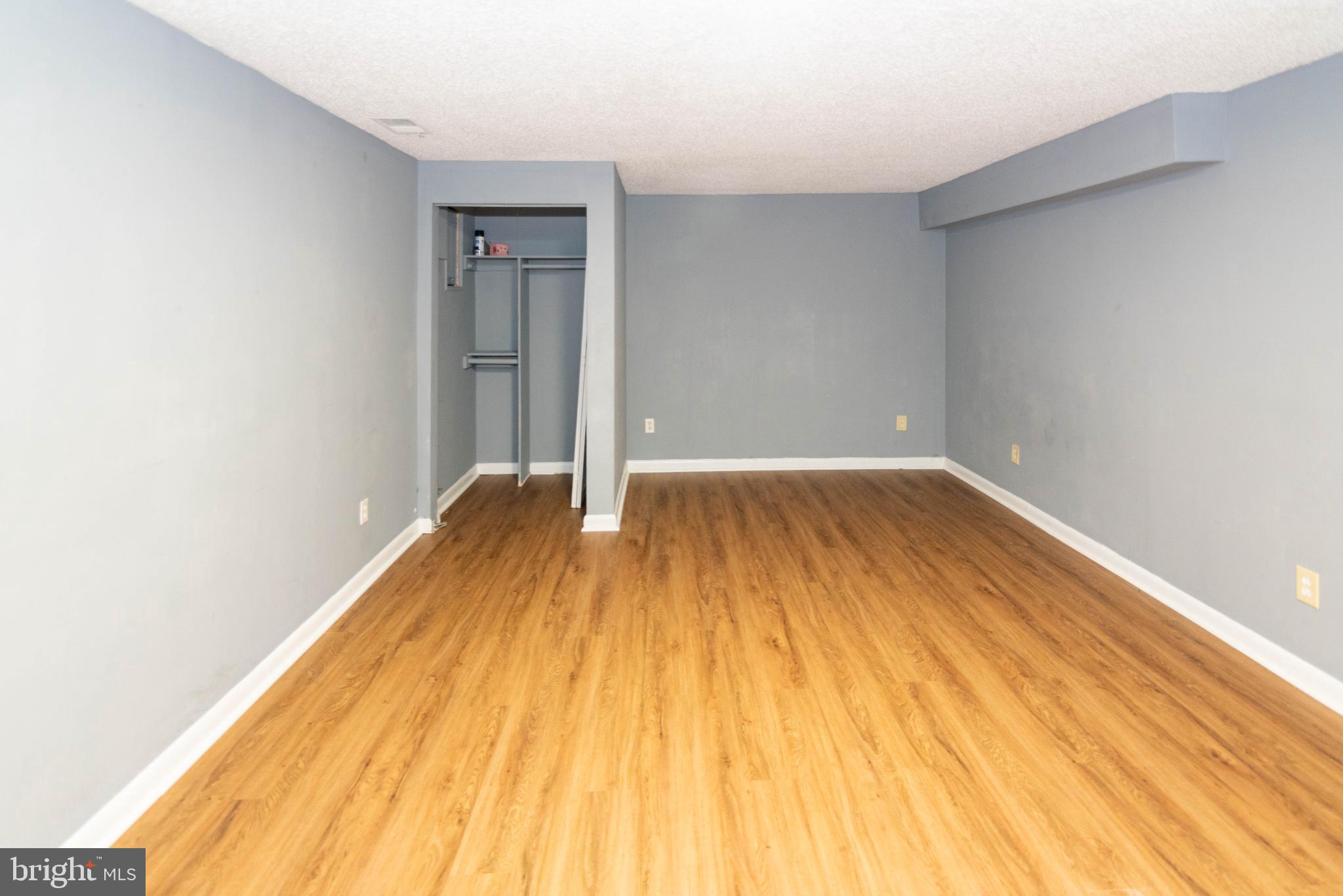 VILLAGE OF OWEN BROWN - Residential