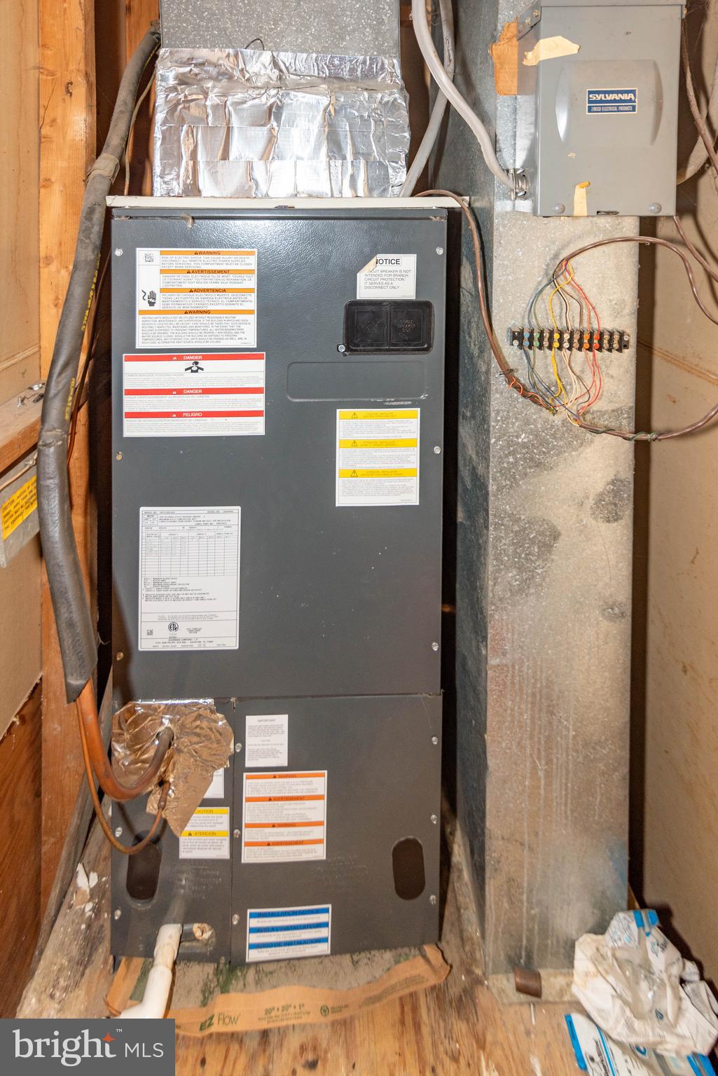 VILLAGE OF OWEN BROWN - Residential