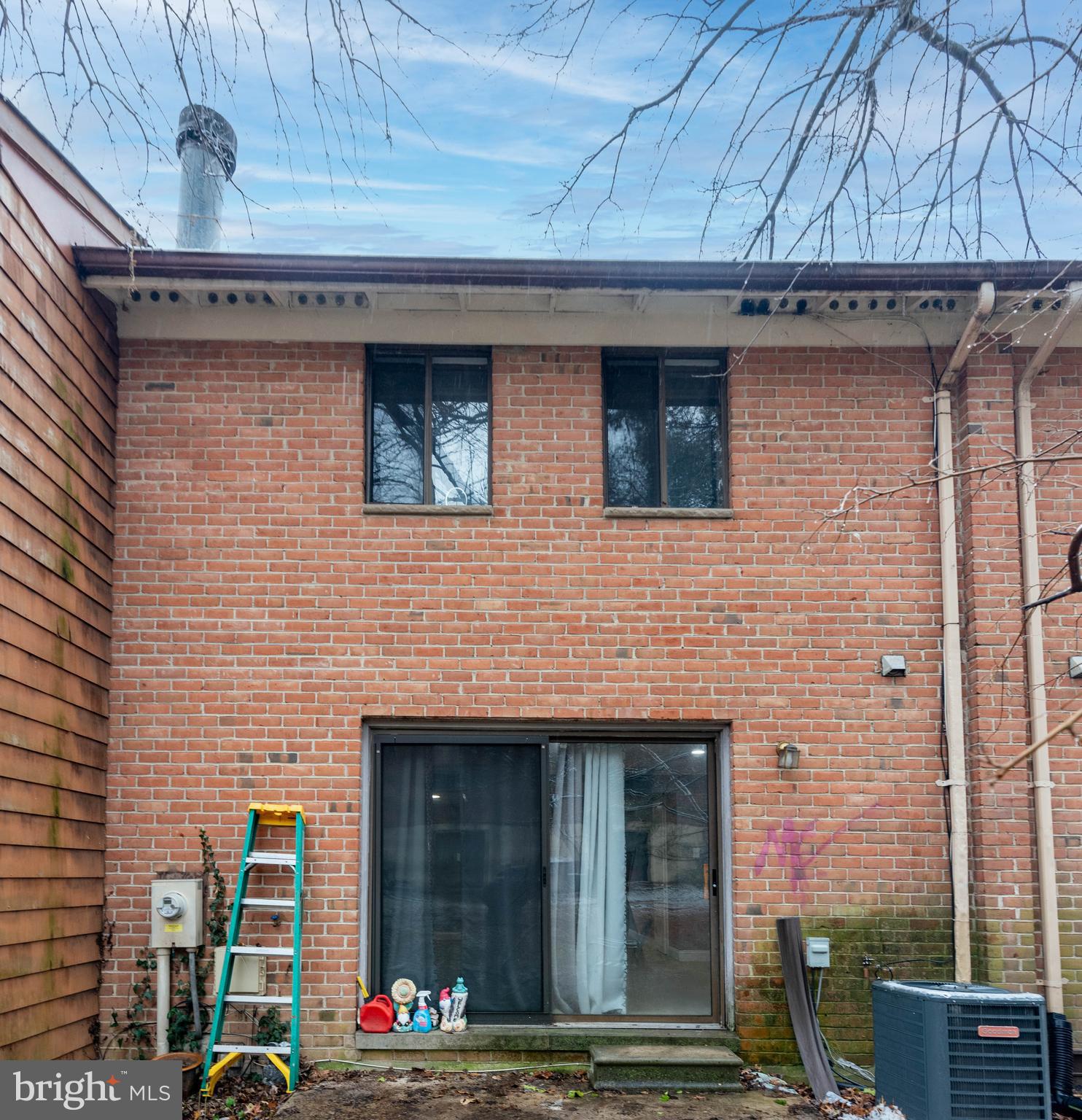 VILLAGE OF OWEN BROWN - Residential