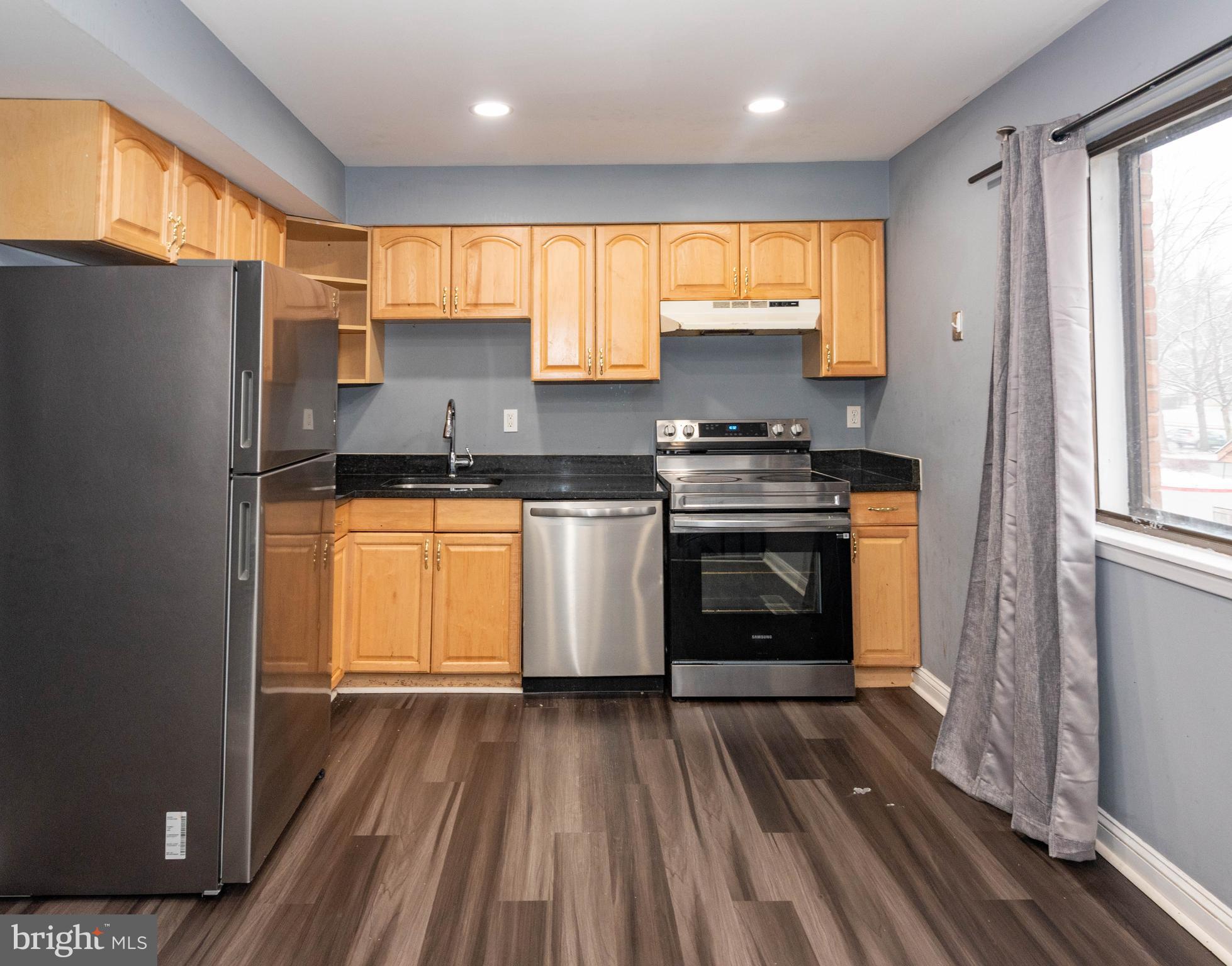 VILLAGE OF OWEN BROWN - Residential