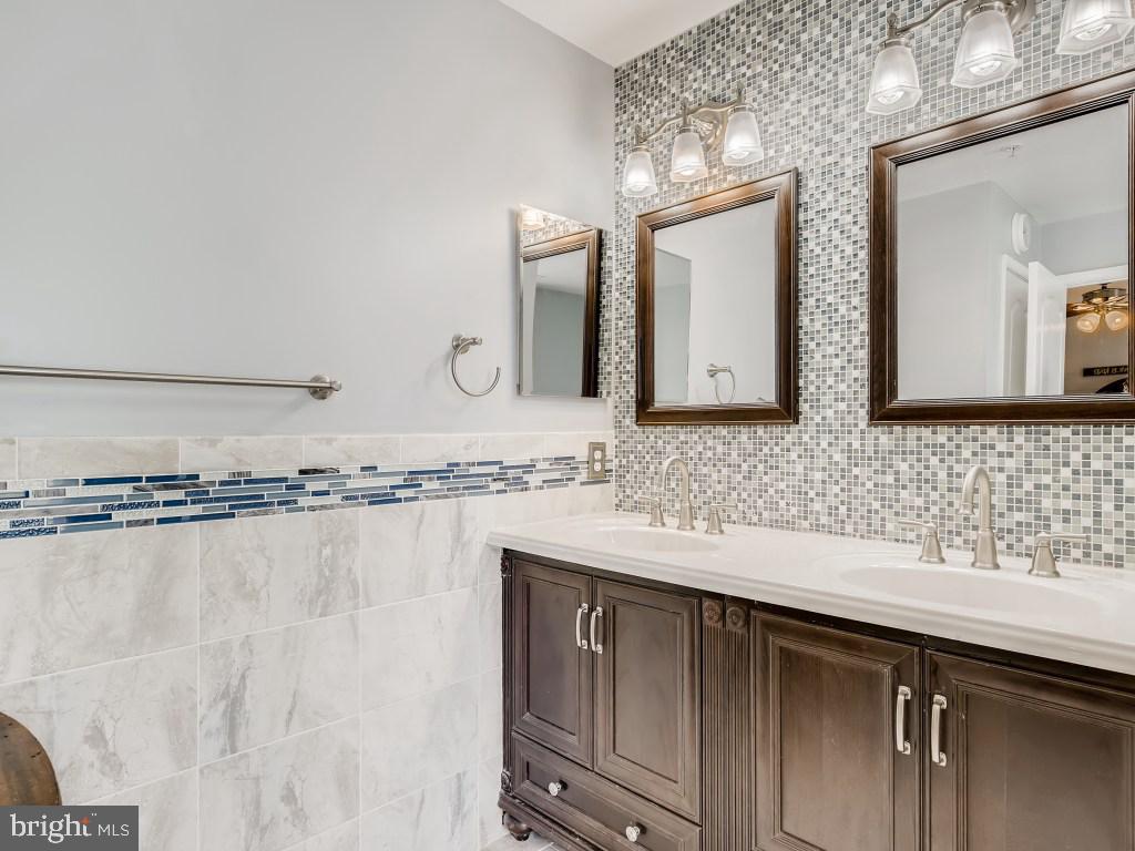 GREENBRIER HILLS - Residential