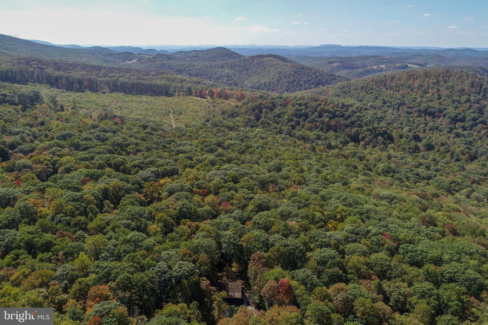 BACKBONE RIDGE - Land