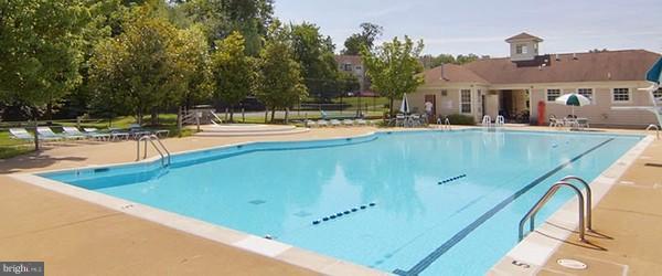 CEDAR LAKES - Residential