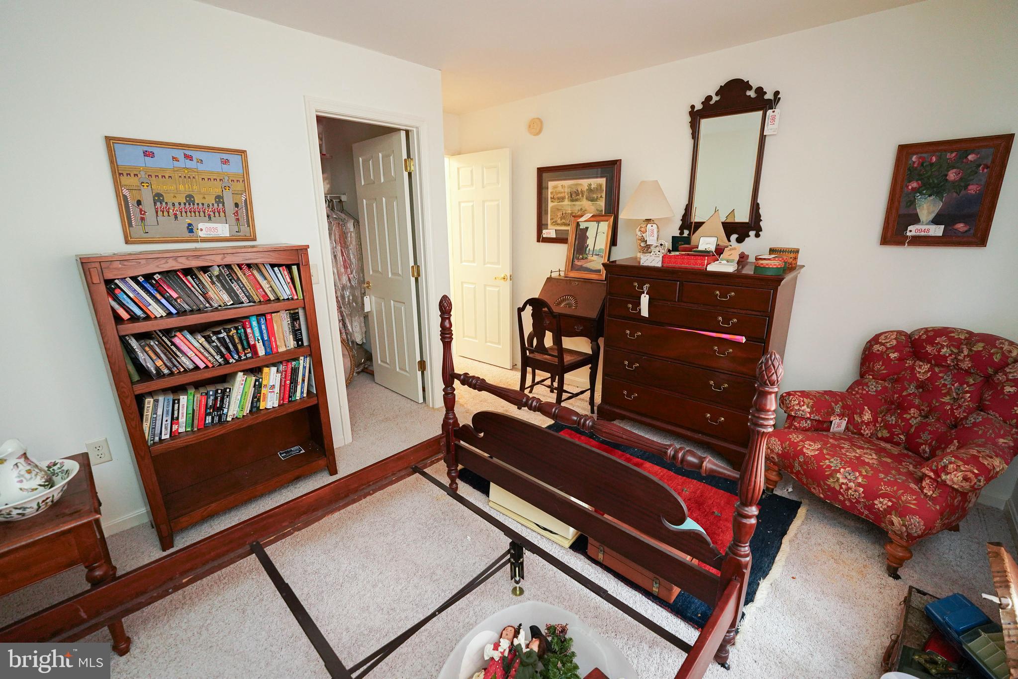 SLEEPY HOLLOW - Residential