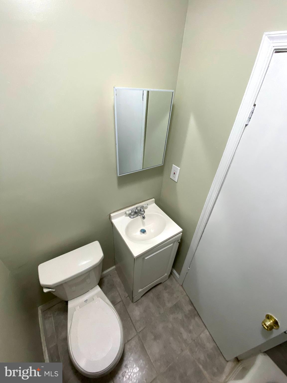 KENSINGTON - Residential Lease