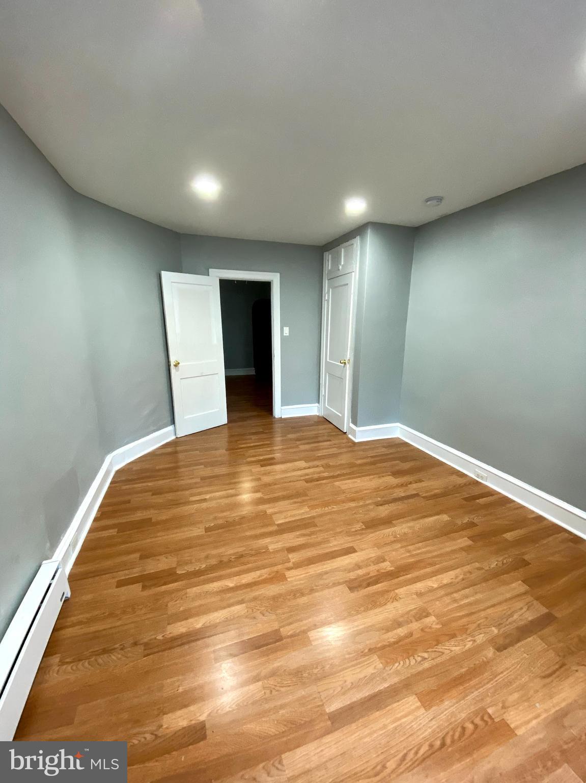 KENSINGTON - Residential Lease