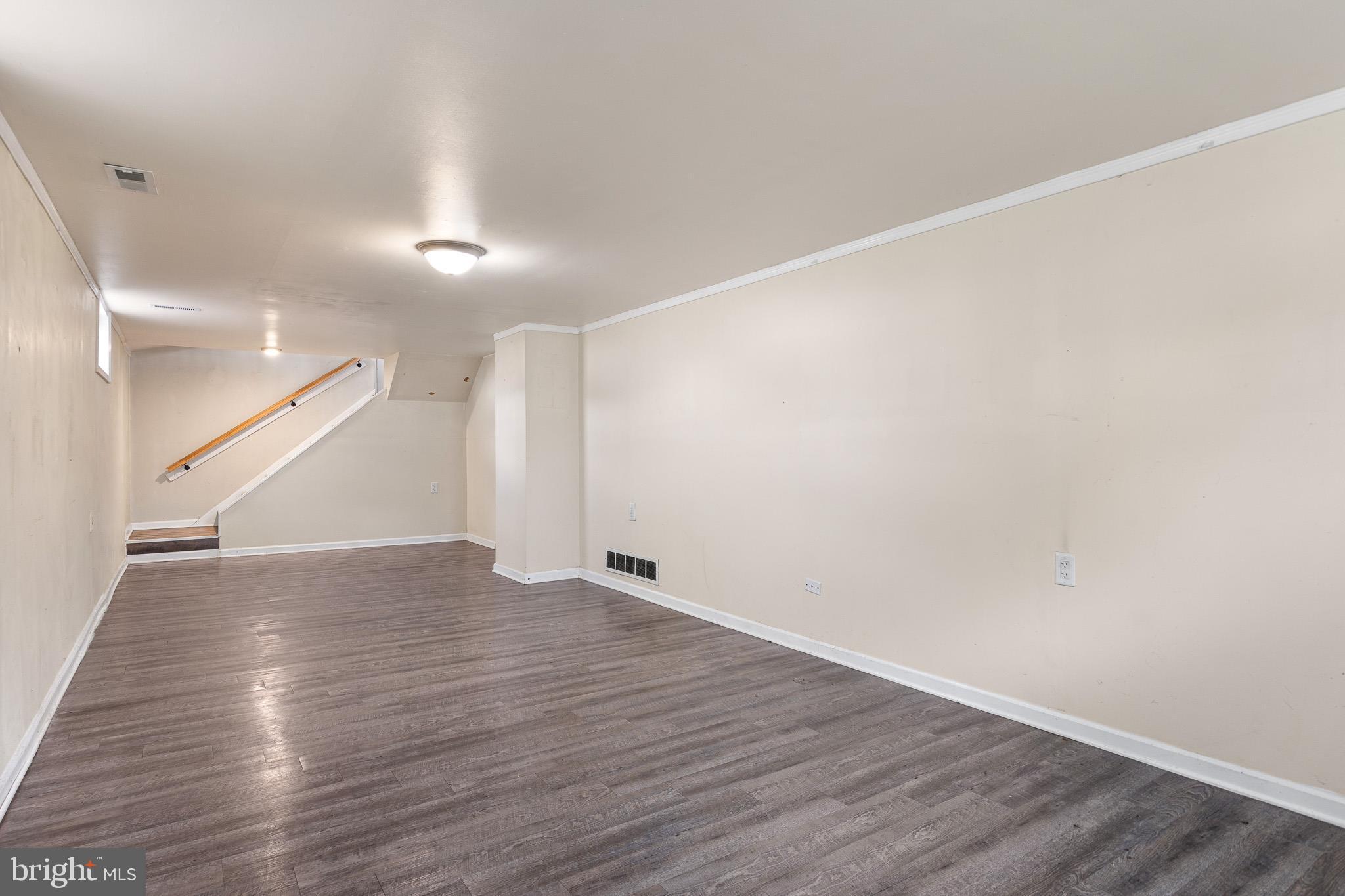 REDDING ESTATES - Residential