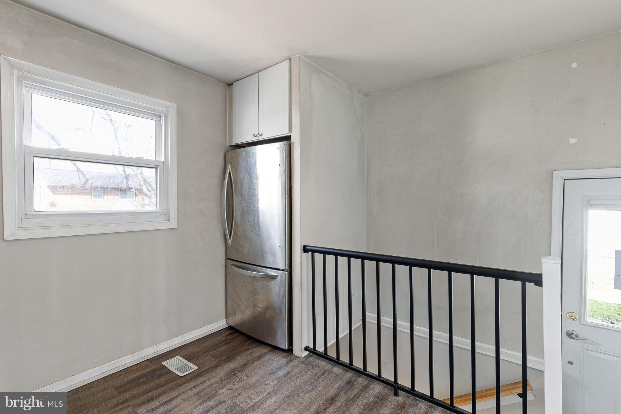 REDDING ESTATES - Residential