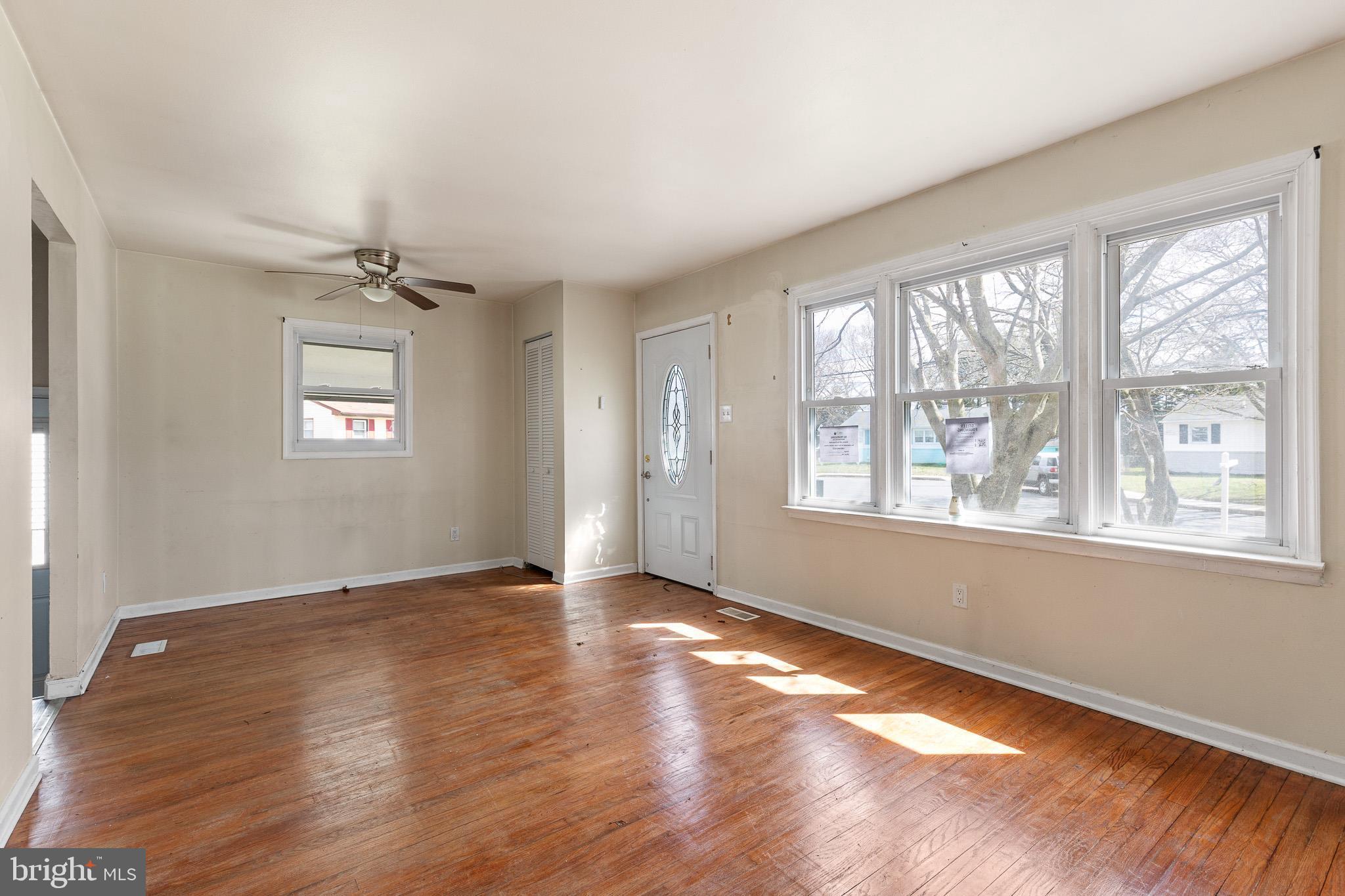 REDDING ESTATES - Residential