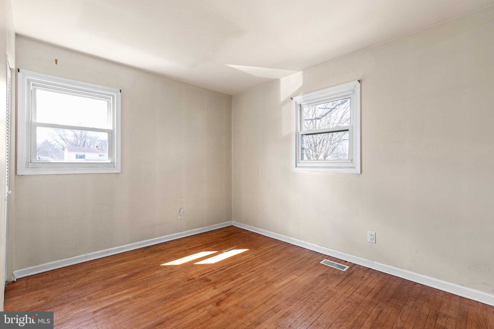 REDDING ESTATES - Residential