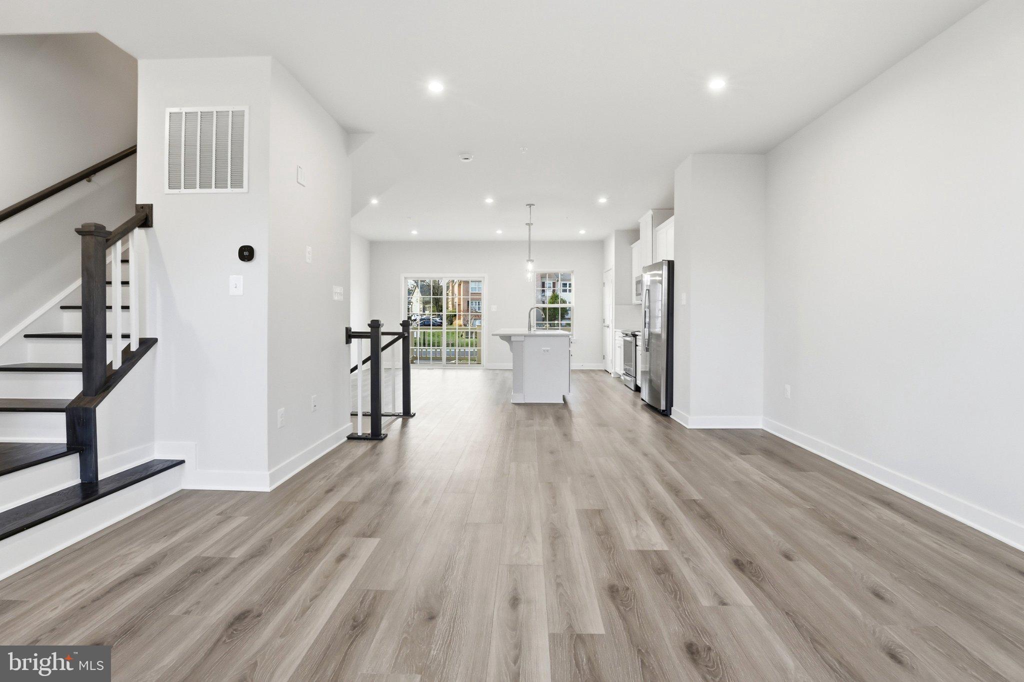 MONTGOMERY VILLAGE - Residential