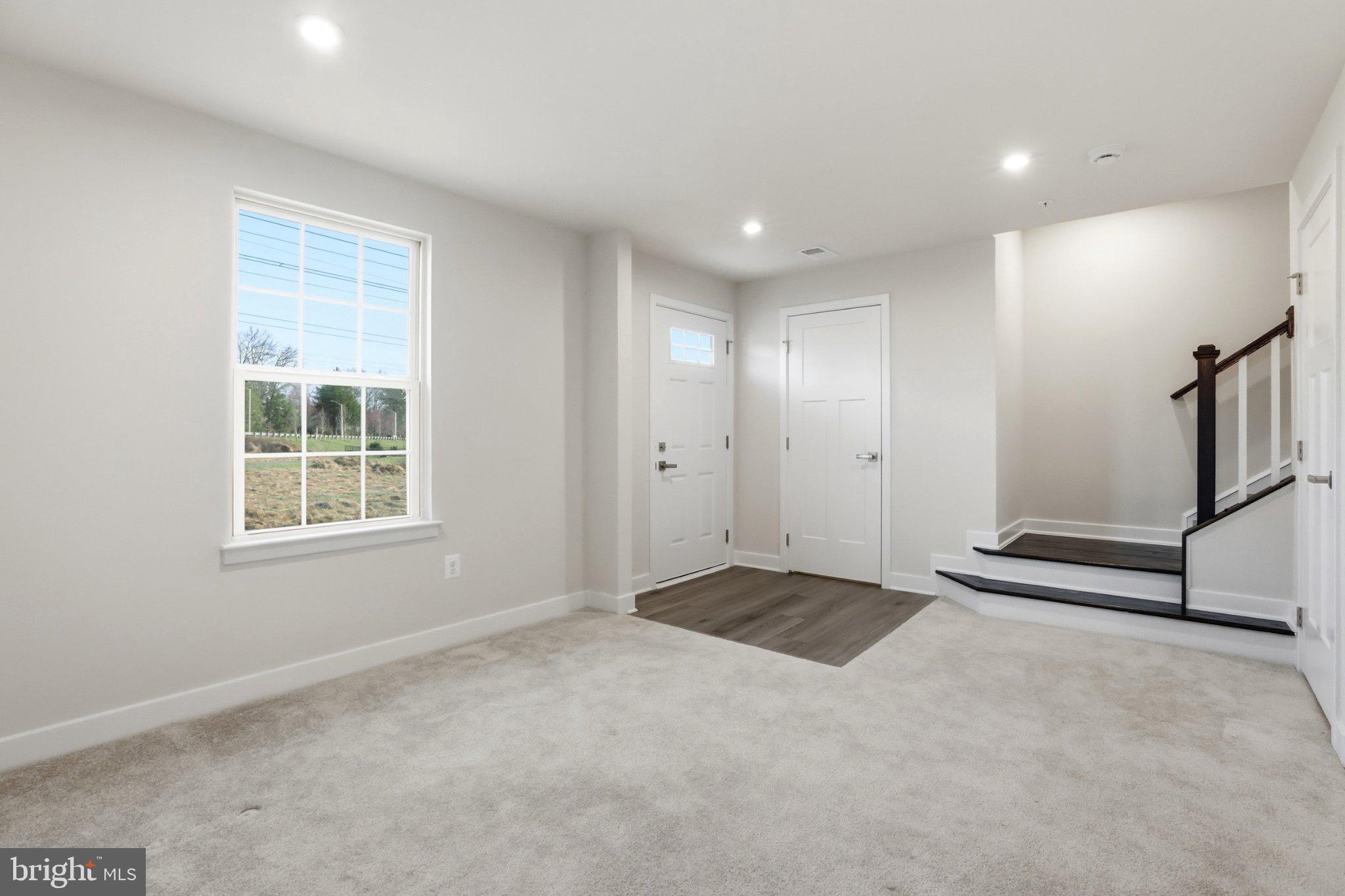 9417 TALL OAKS COURT