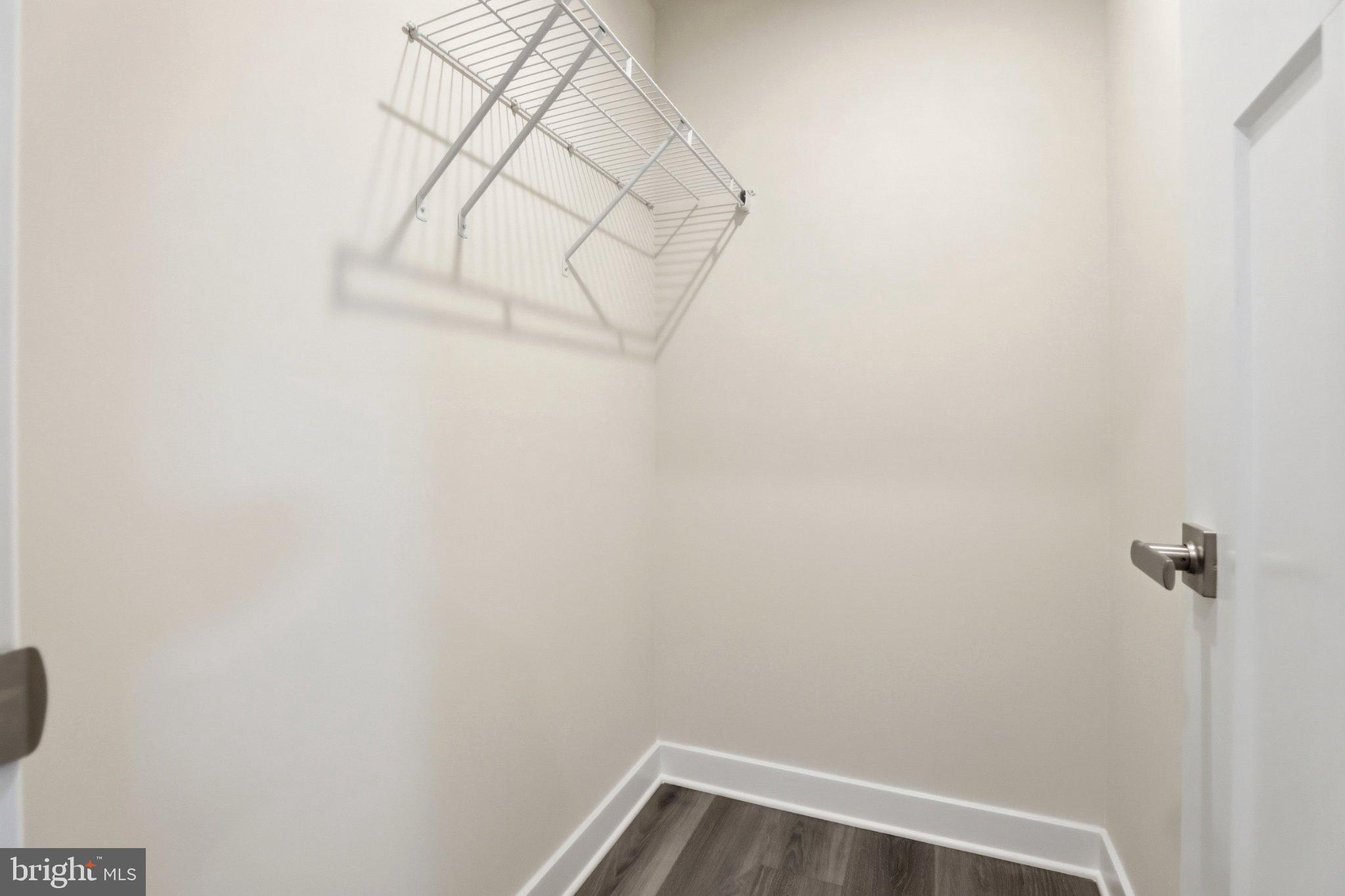 9417 TALL OAKS COURT