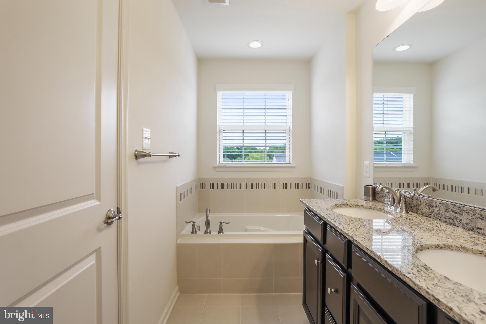 POTOMAC STATION - Residential