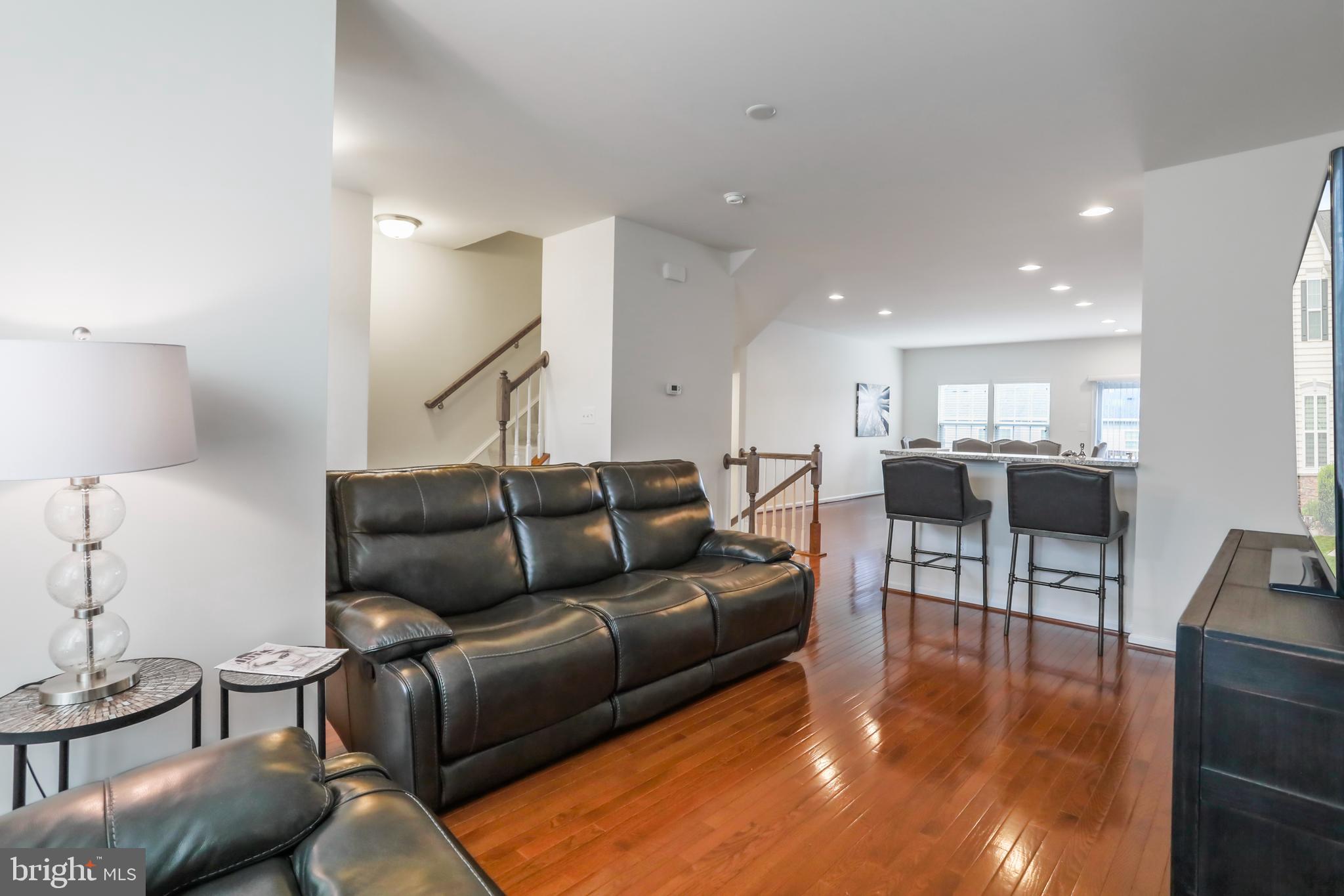 POTOMAC STATION - Residential