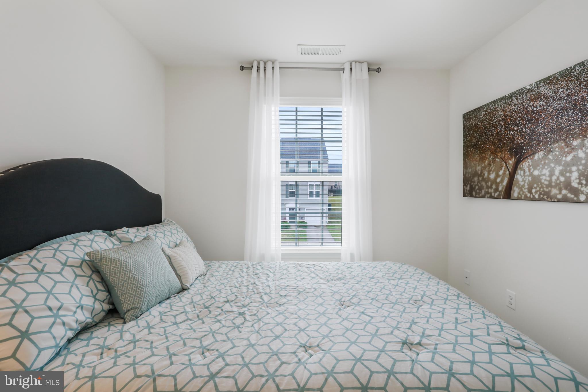 POTOMAC STATION - Residential