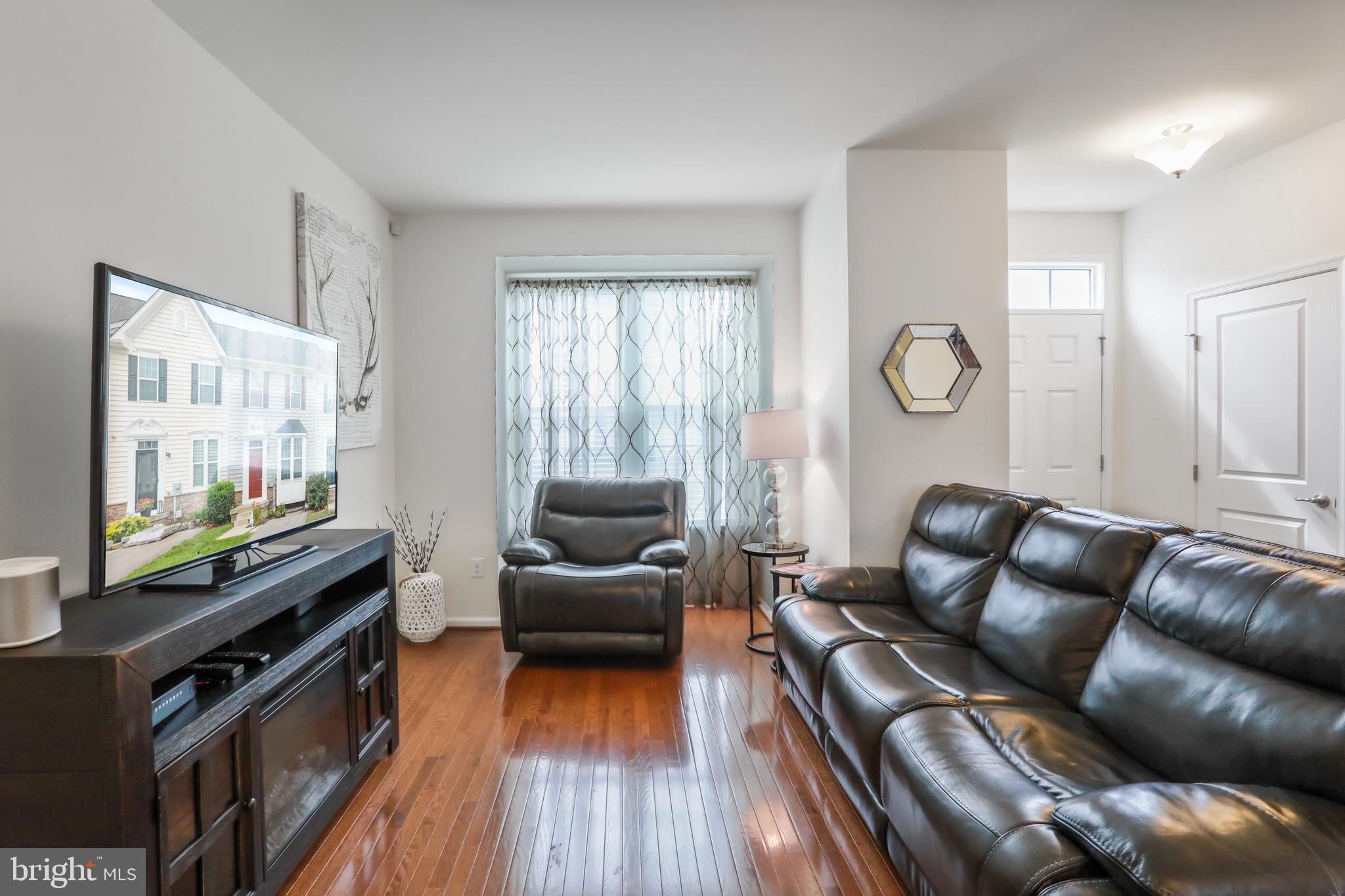 POTOMAC STATION - Residential