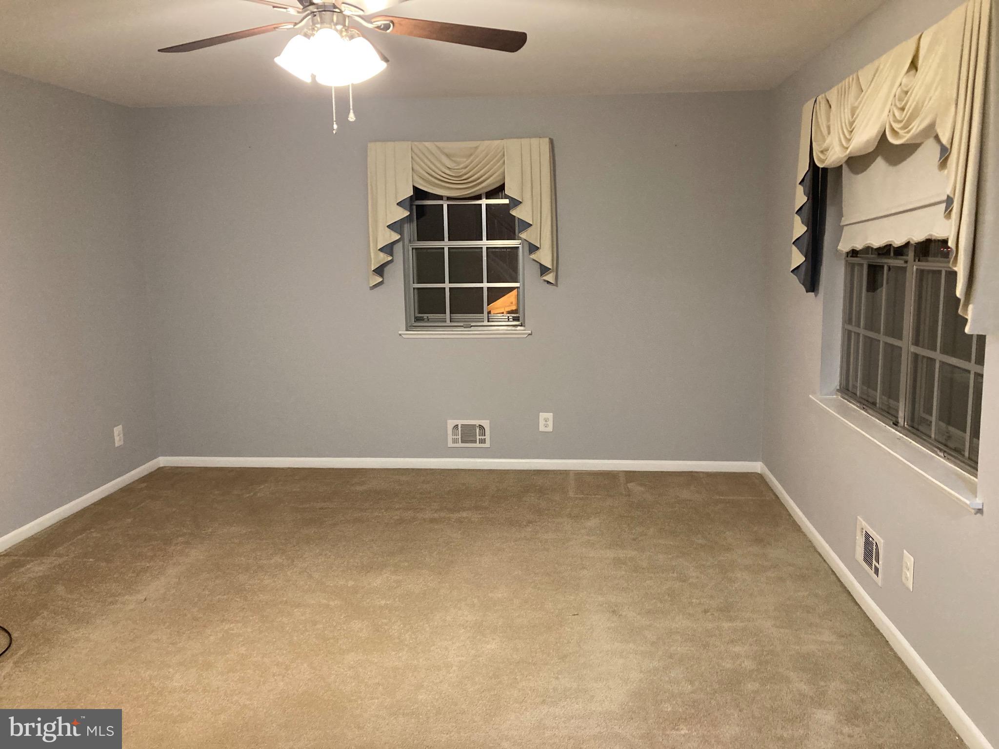 WESTVIEW PARK - Residential Lease