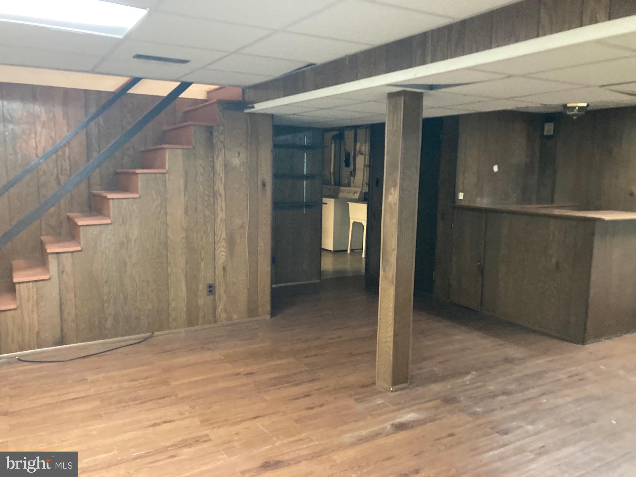 WESTVIEW PARK - Residential Lease