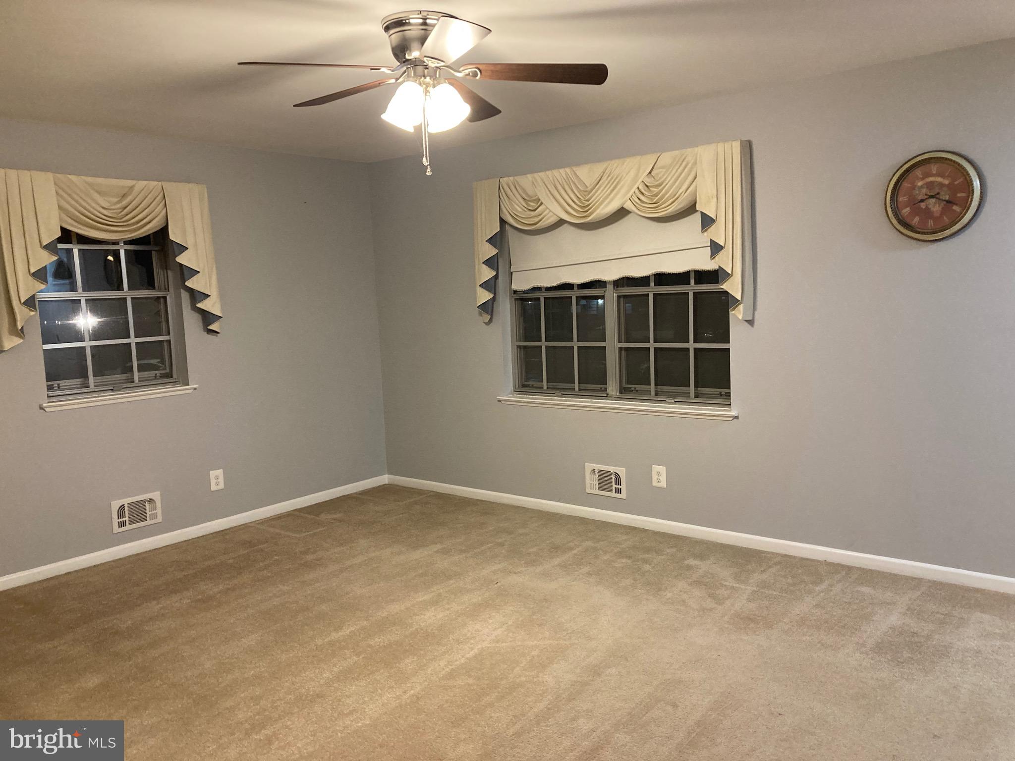 WESTVIEW PARK - Residential Lease