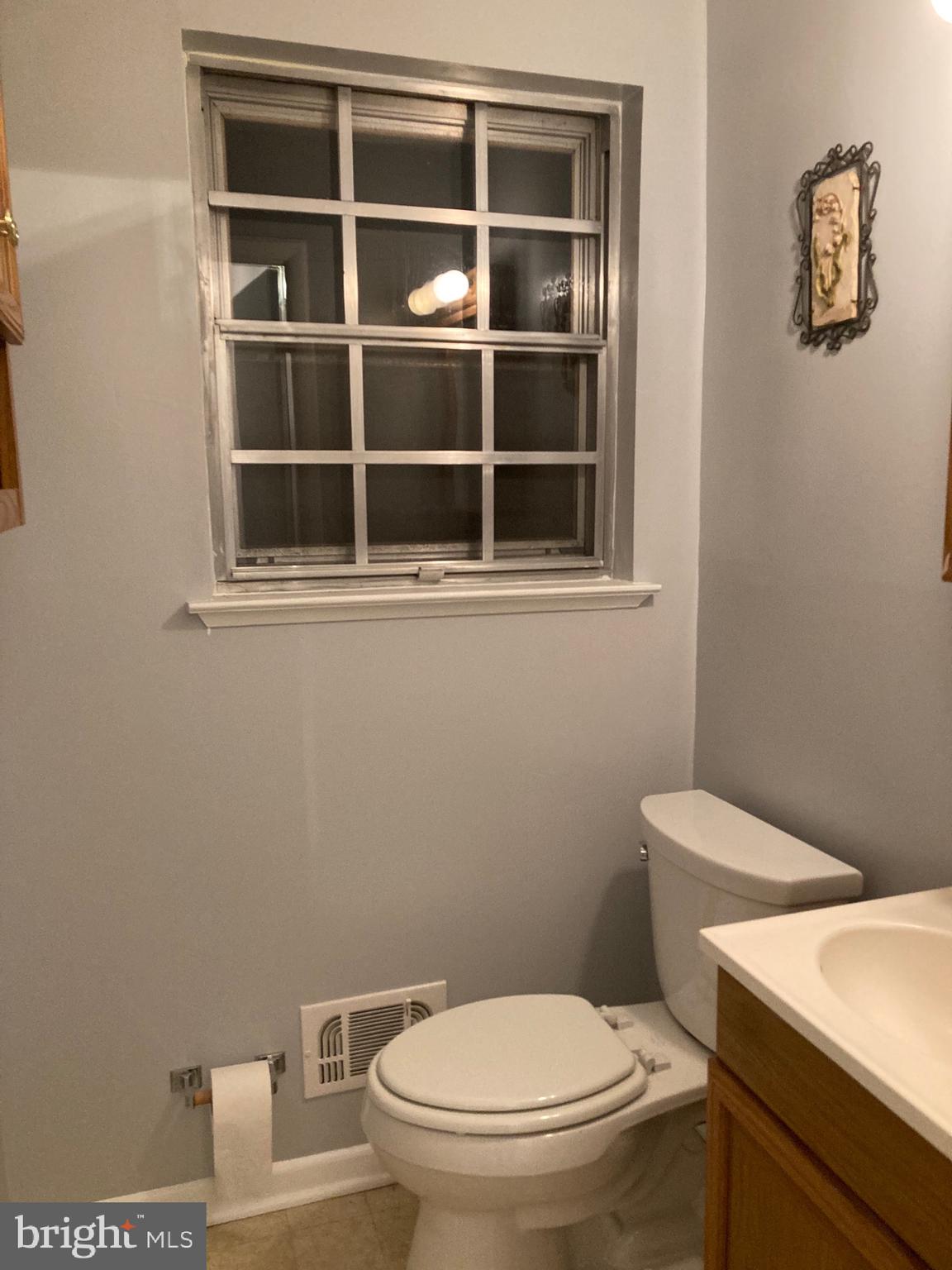 WESTVIEW PARK - Residential Lease