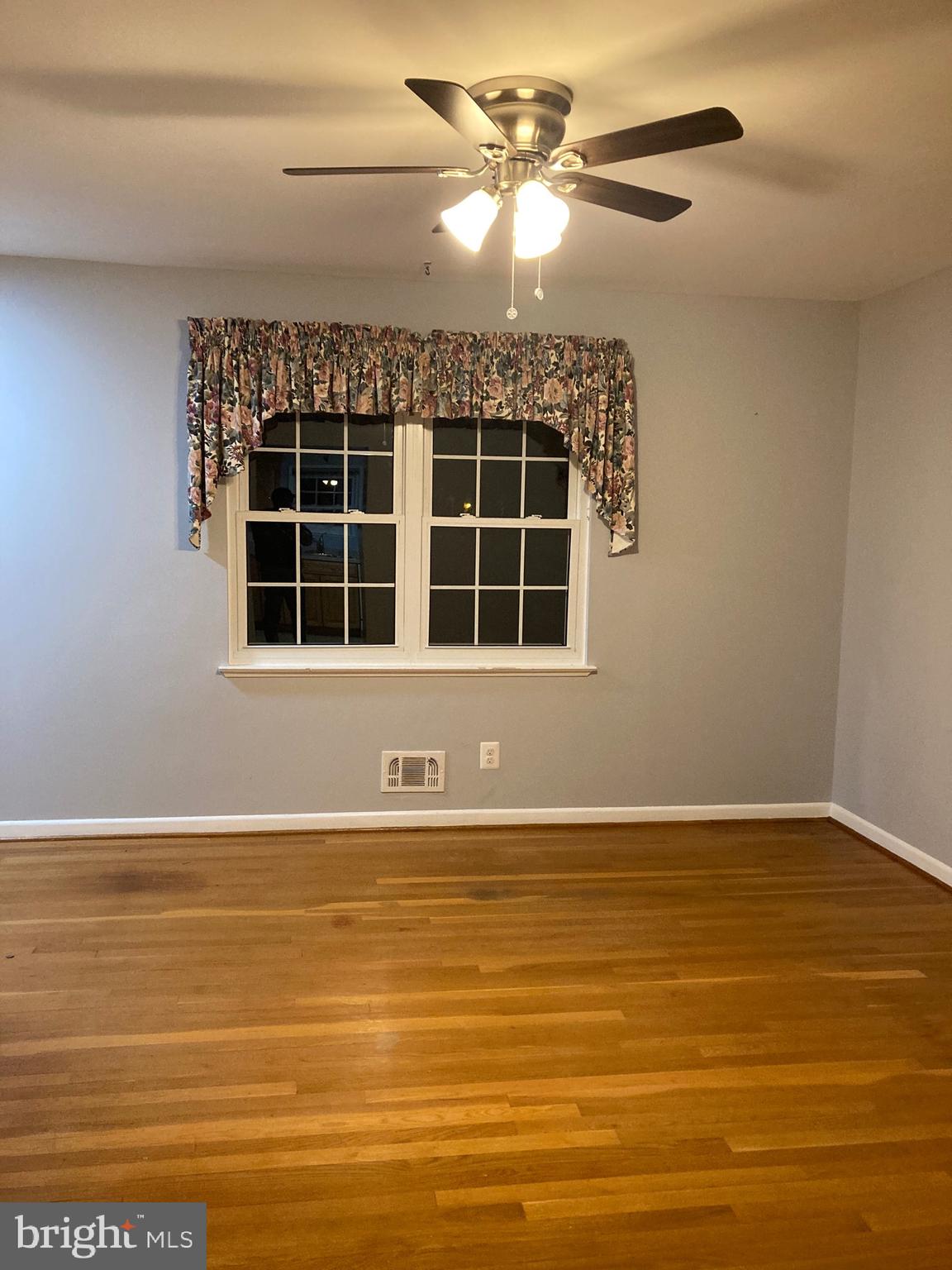 WESTVIEW PARK - Residential Lease