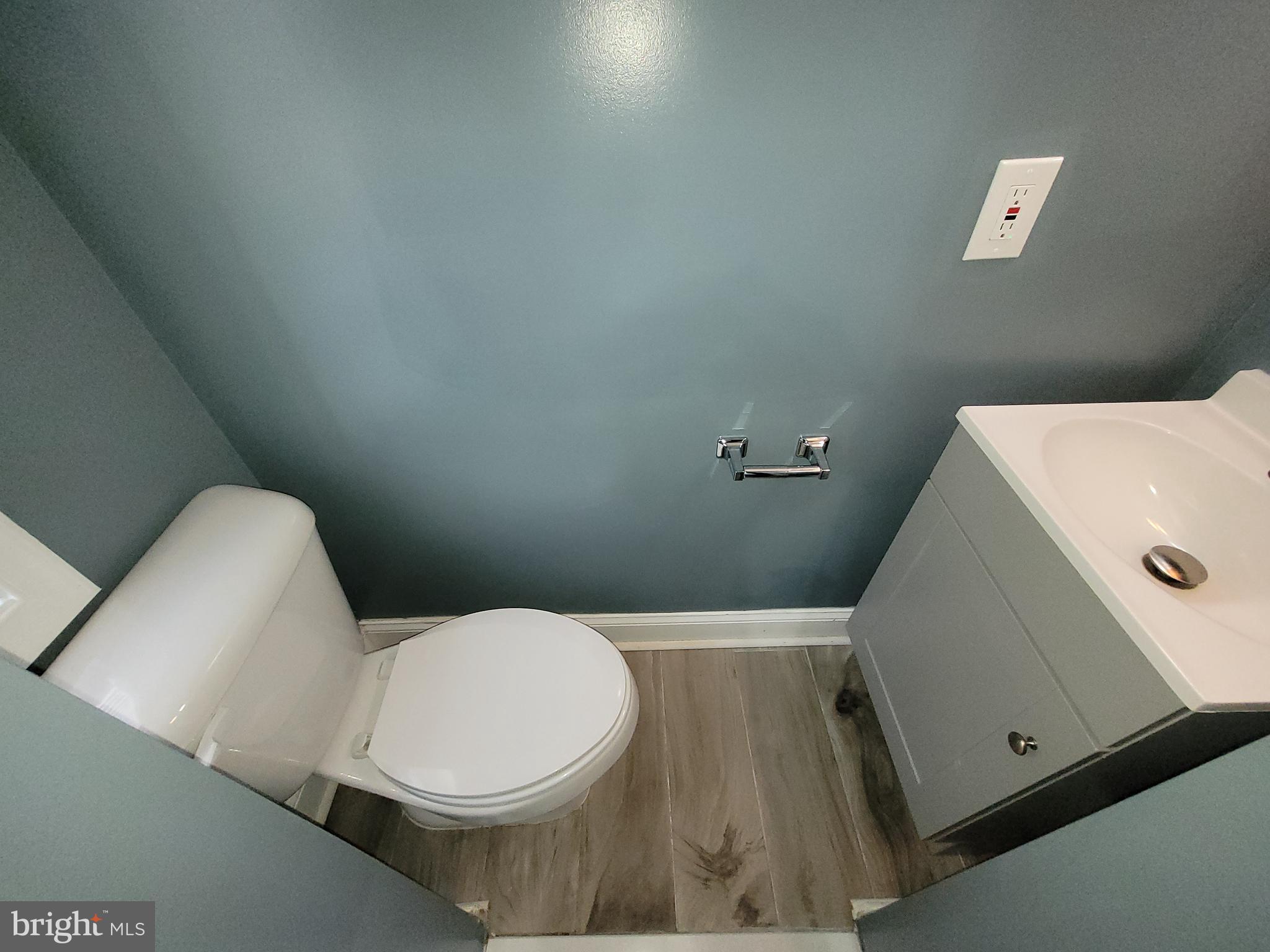 WASHINGTON VILLAGE - Residential Lease