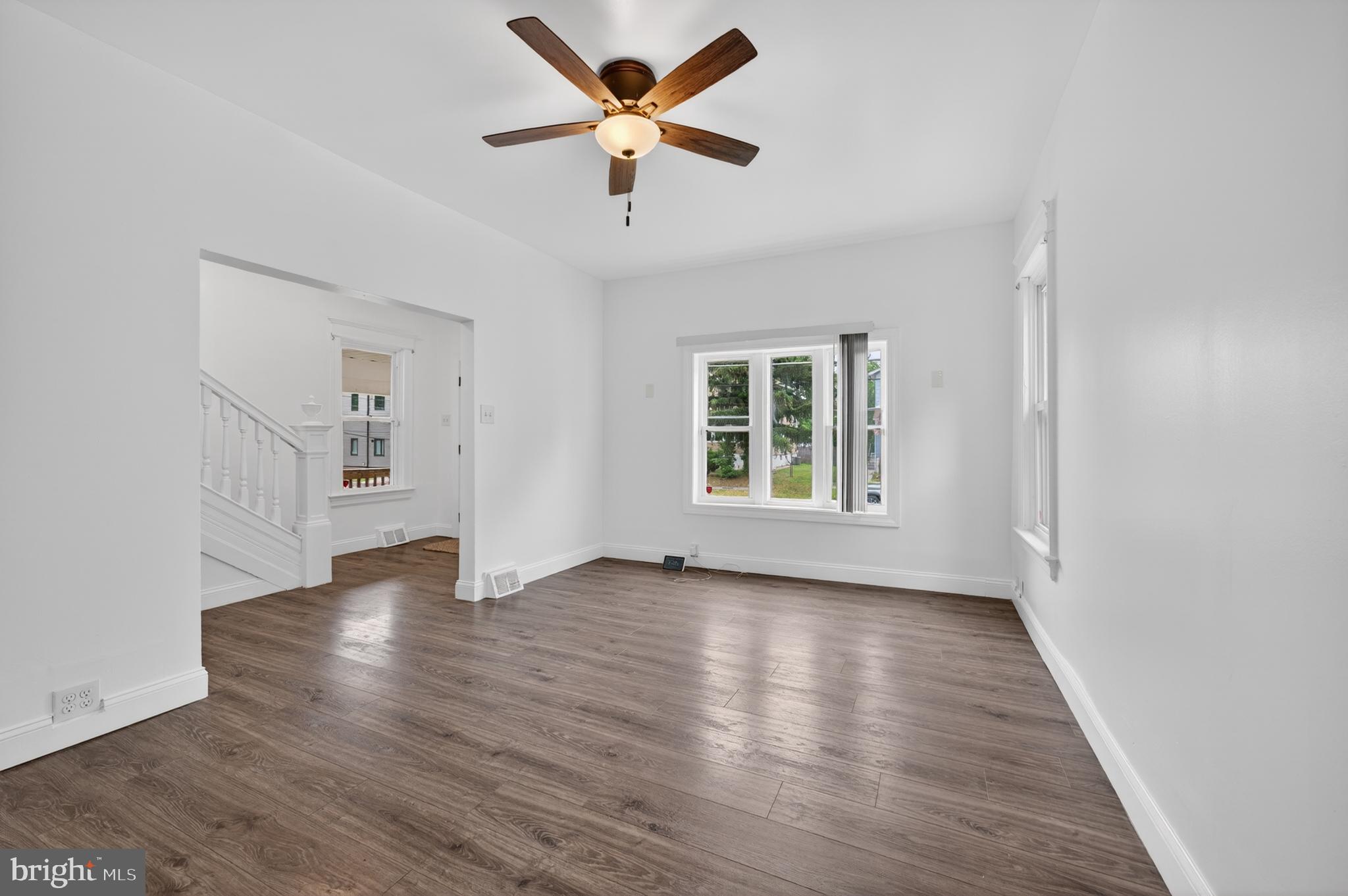 302 SLOAN AVENUE