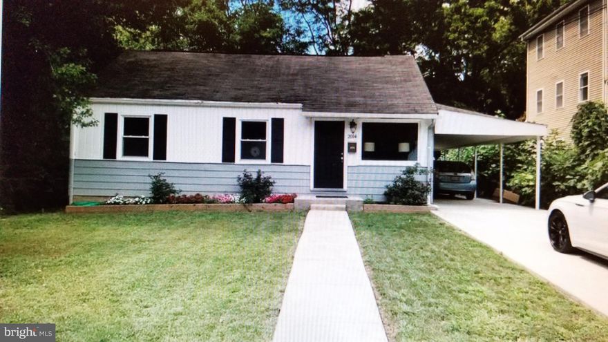 MUST SEE! BEST VALUE IN TYSON CORNERS! Single house w/ 4 Bed, 2 ba. Beautifully renovated in 2016. Large Landscaped Backyard NEW Stainless Steel Samsung and Bosch, Espresso H/W Flrs, NEW Heating and Air. Plenty of Parking and a Commuters Dream!! Few minutes to Tyson Corners 1 & 2 Mall, Schools, Parks, 2 NEW Silver Line Metro nearby, Traders Joes, Starbucks and Whole Foods! Great Schools District!