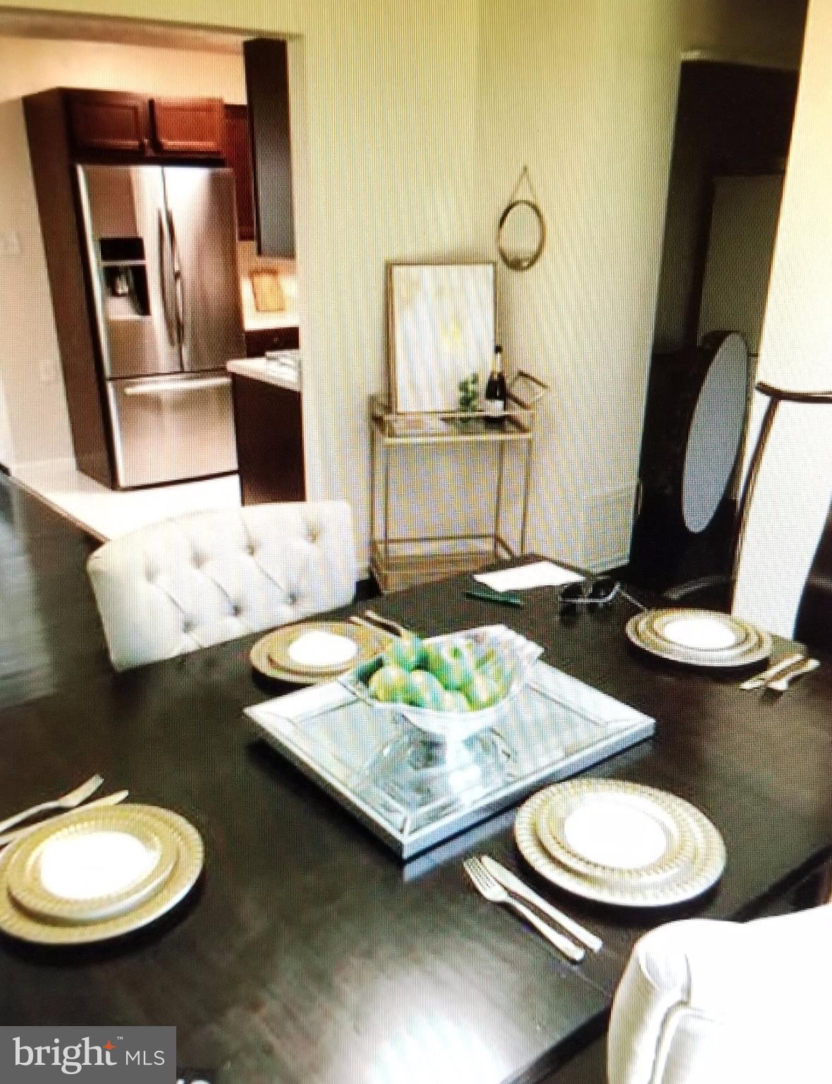 PIMMIT HILLS - Residential Lease